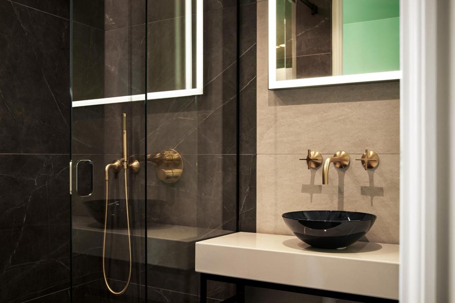 WIDE Hotel Double Deluxe 3