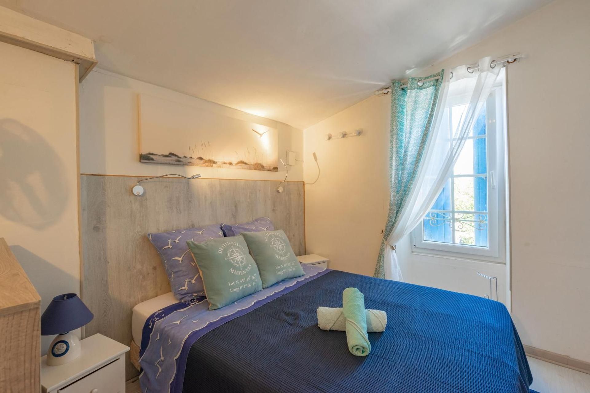 Superior One-Bedroom Apartment