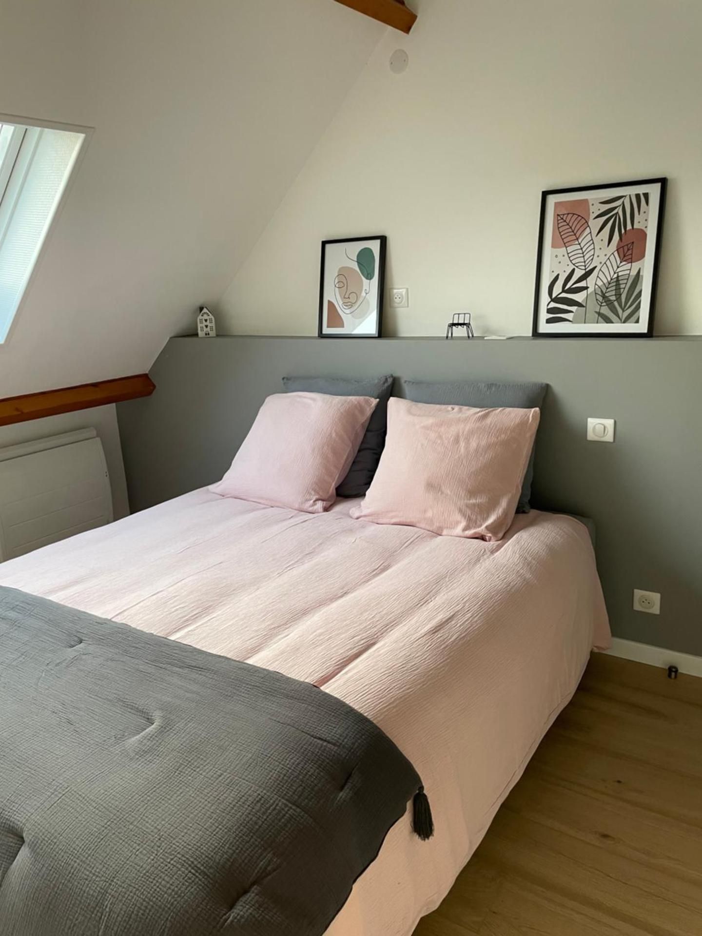 Triple Room with Private Bathroom