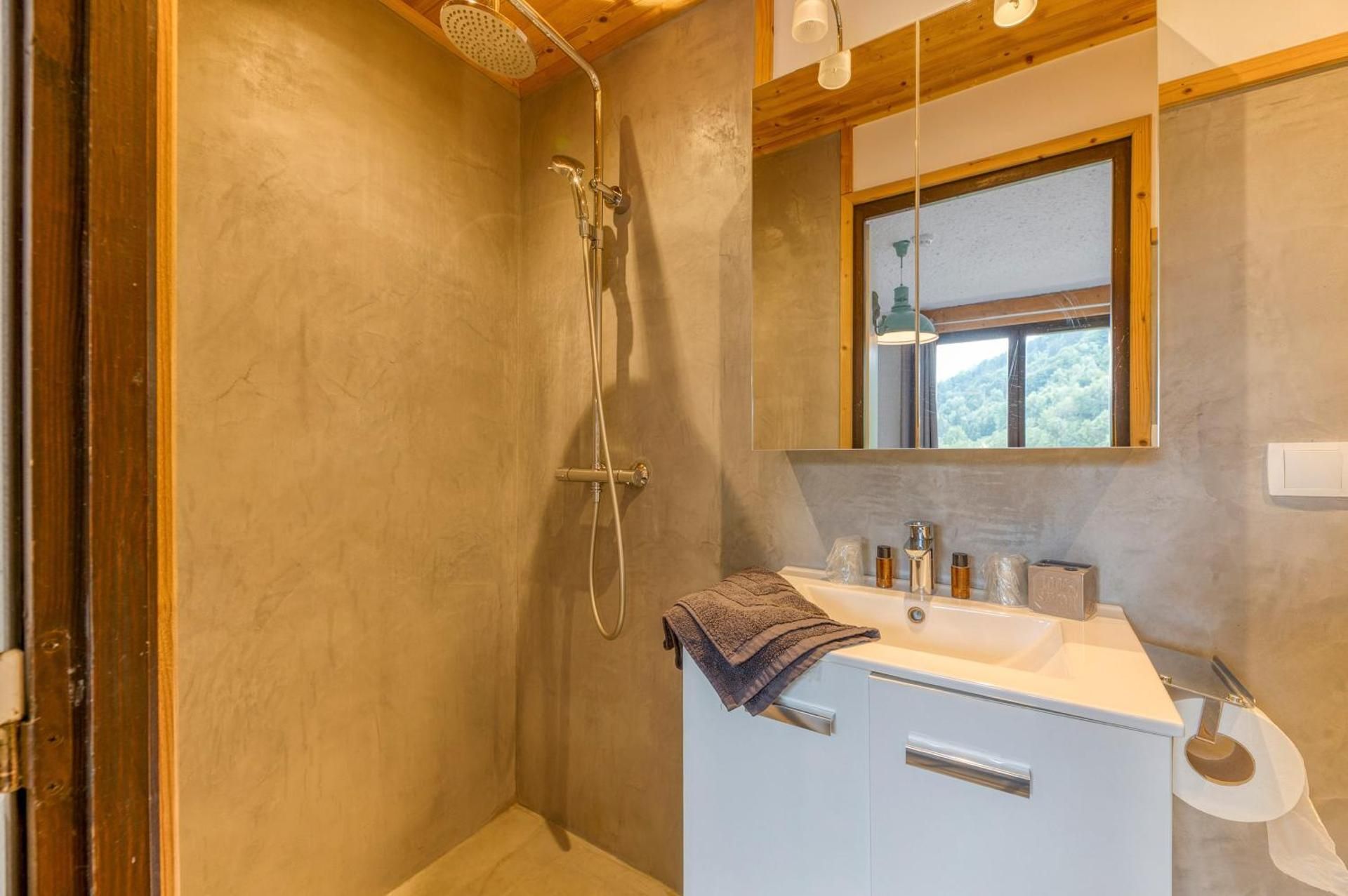 Double Room with Mountain View