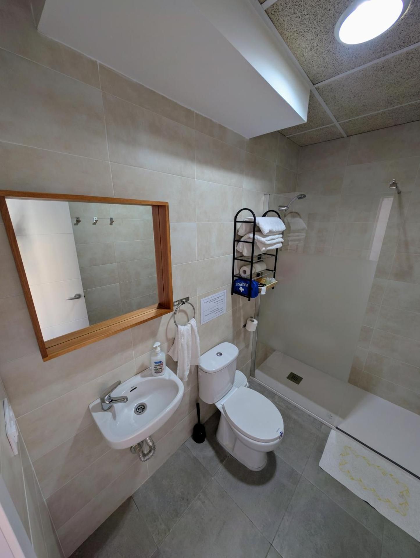 Studio Apartment with One Double Bed
