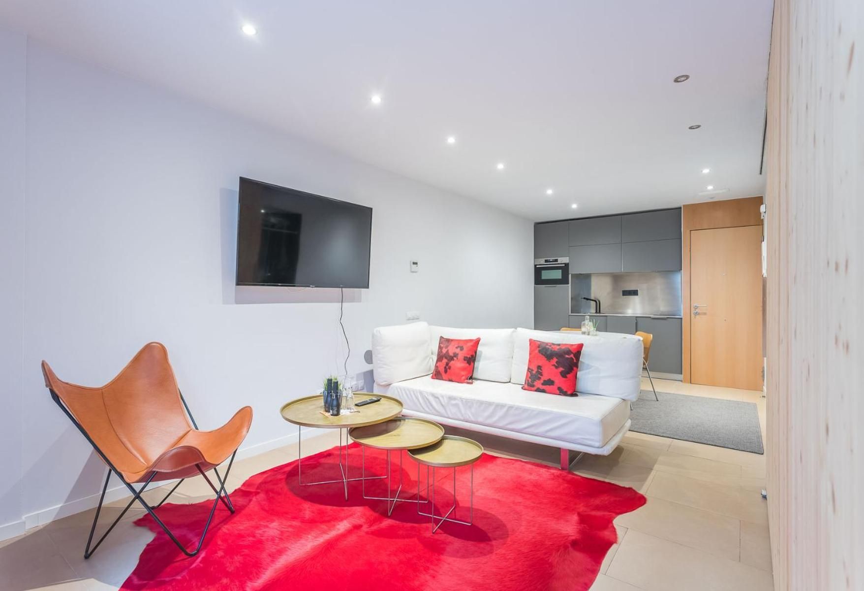 Apartment with Balcony