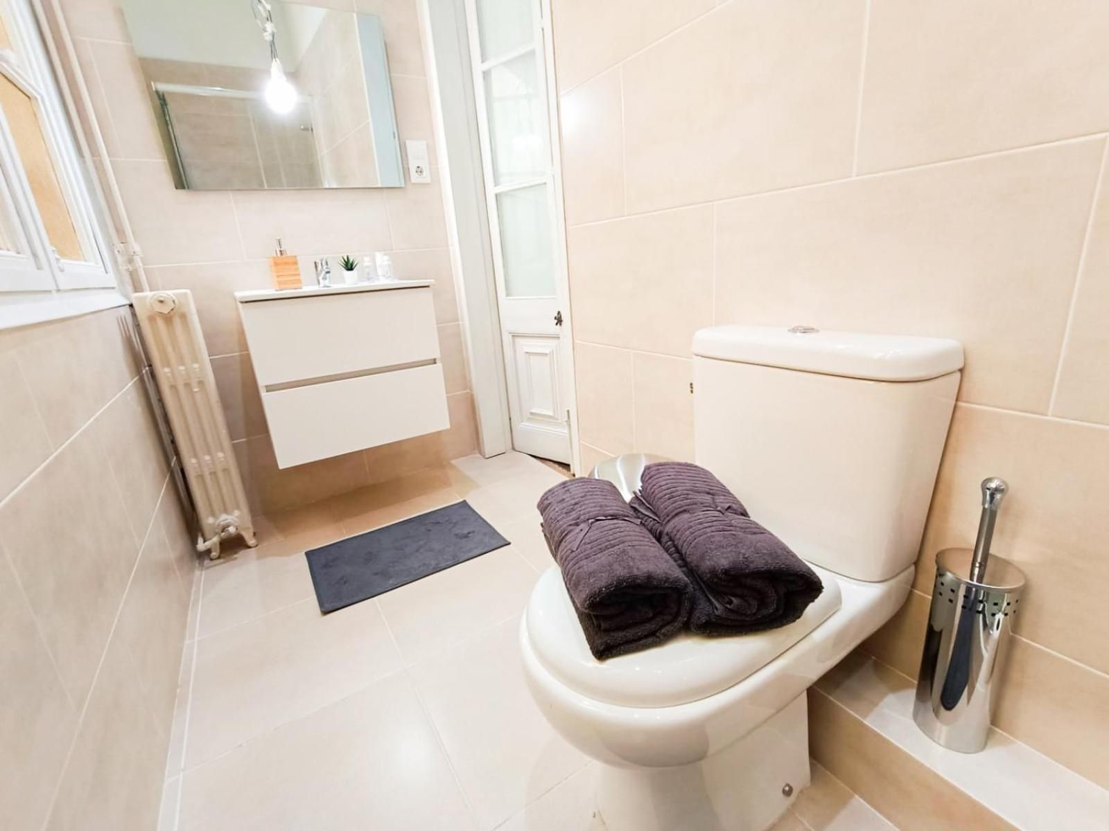 Triple Room with Shared Bathroom