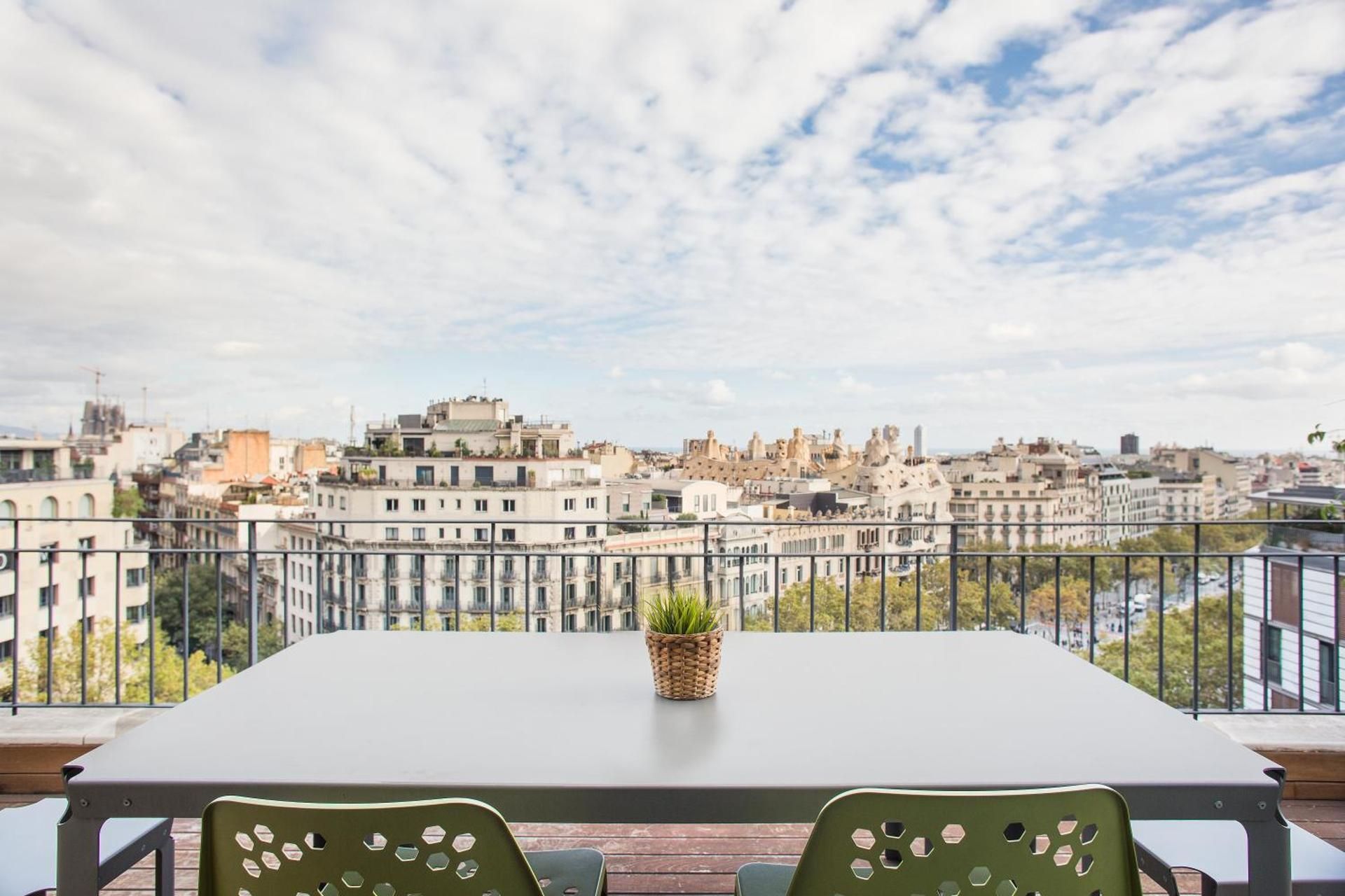 One-Bedroom Apartment with Terrace
