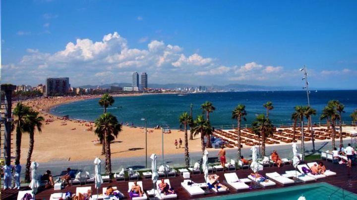 SPACIOUS YACHT HOTEL BARCELONA CITY CENTER 5 CABINs