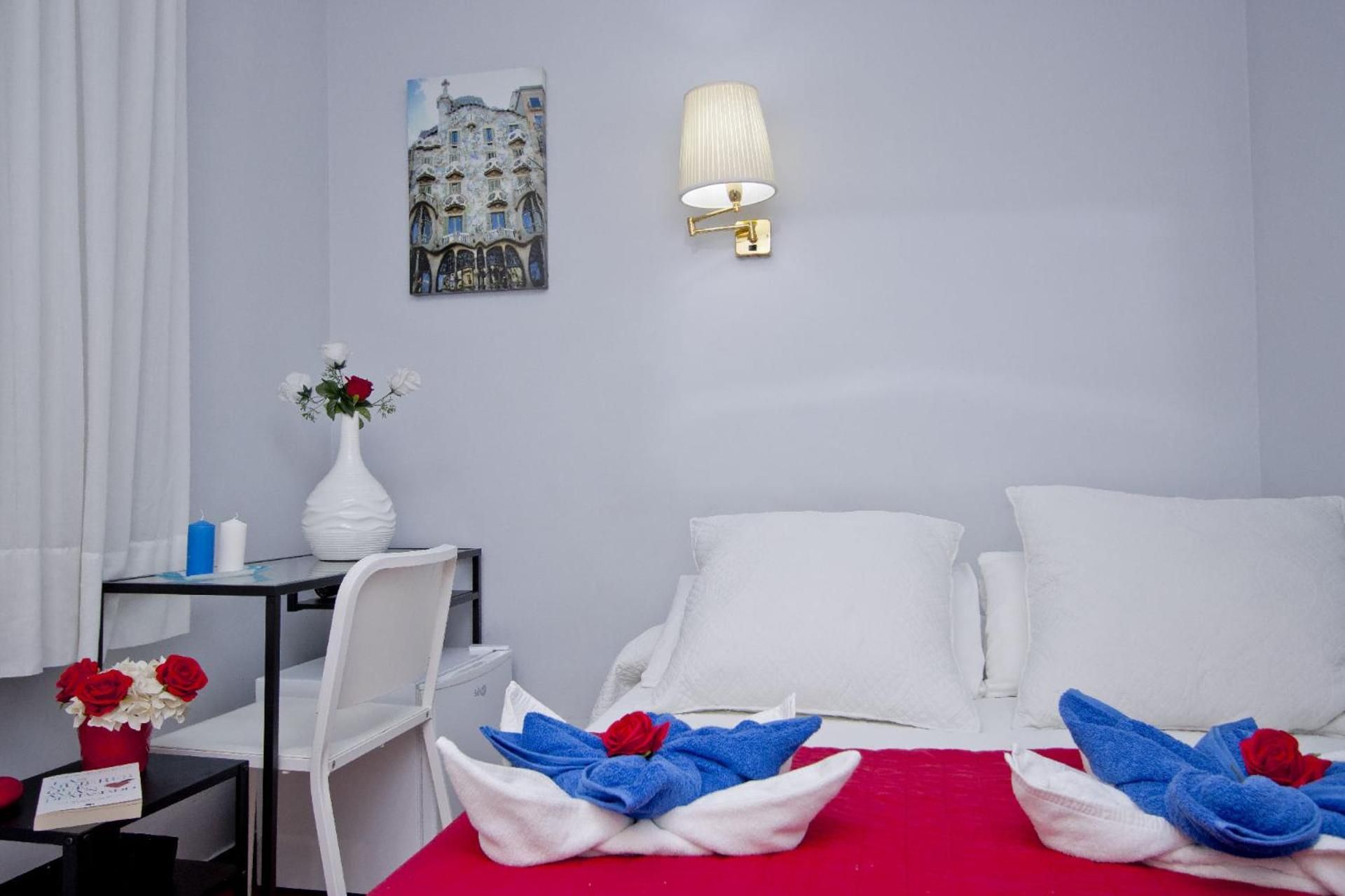 Single Room with Private External Bathroom