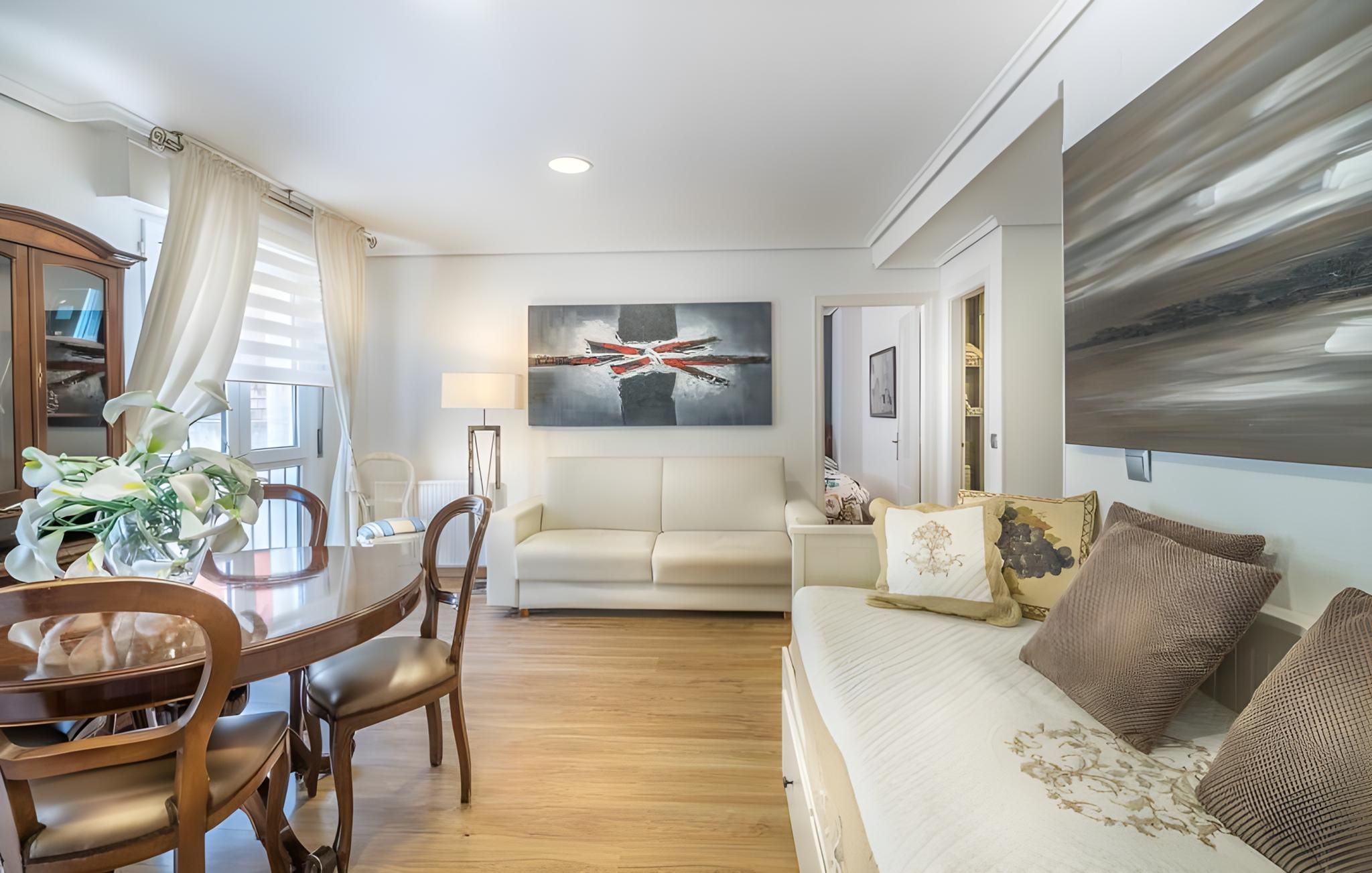 Apartment (4 Adults)