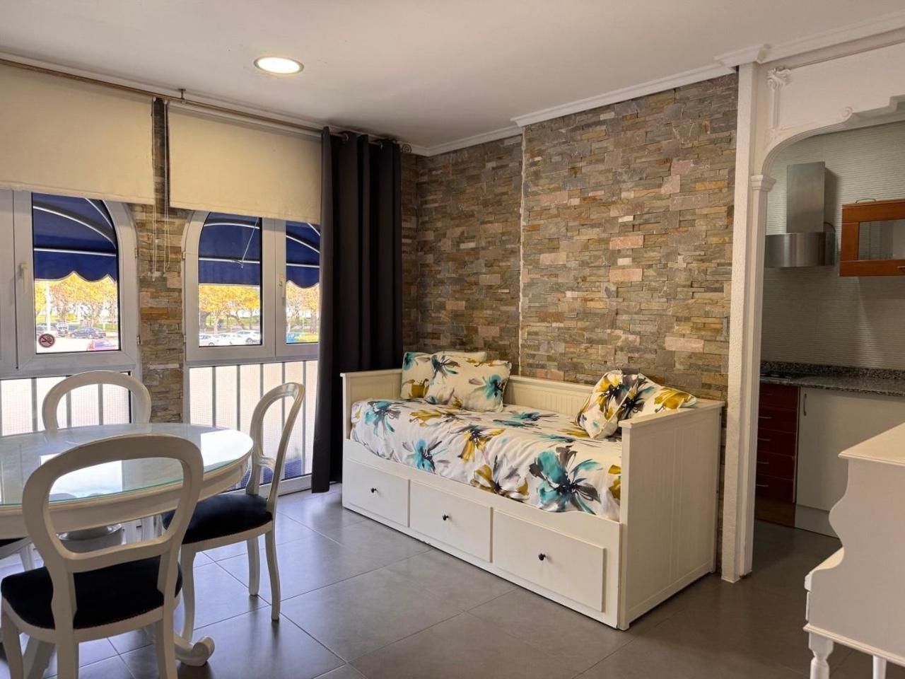 Apartment with Garden View