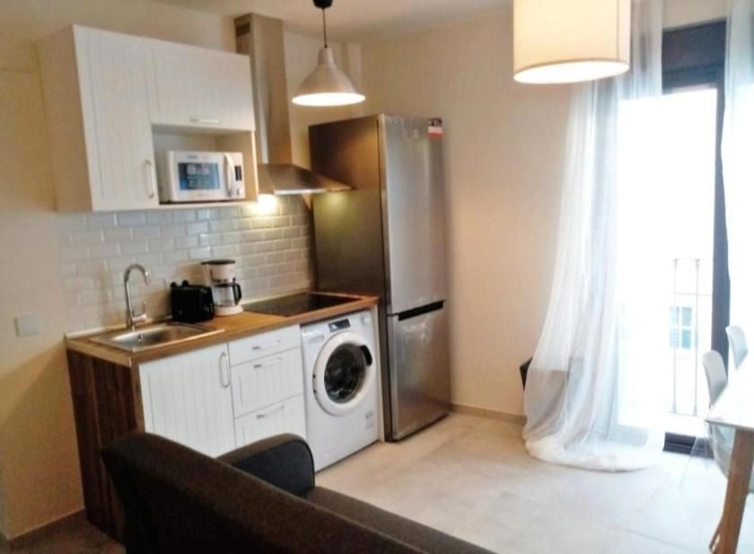 Two-Bedroom Deluxe Apartment with Balcony