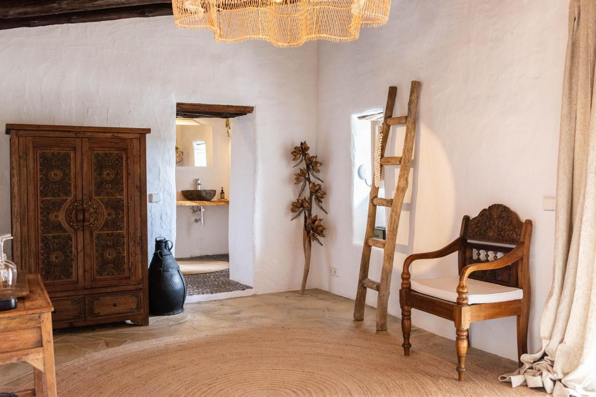 Suite (2 Adults)