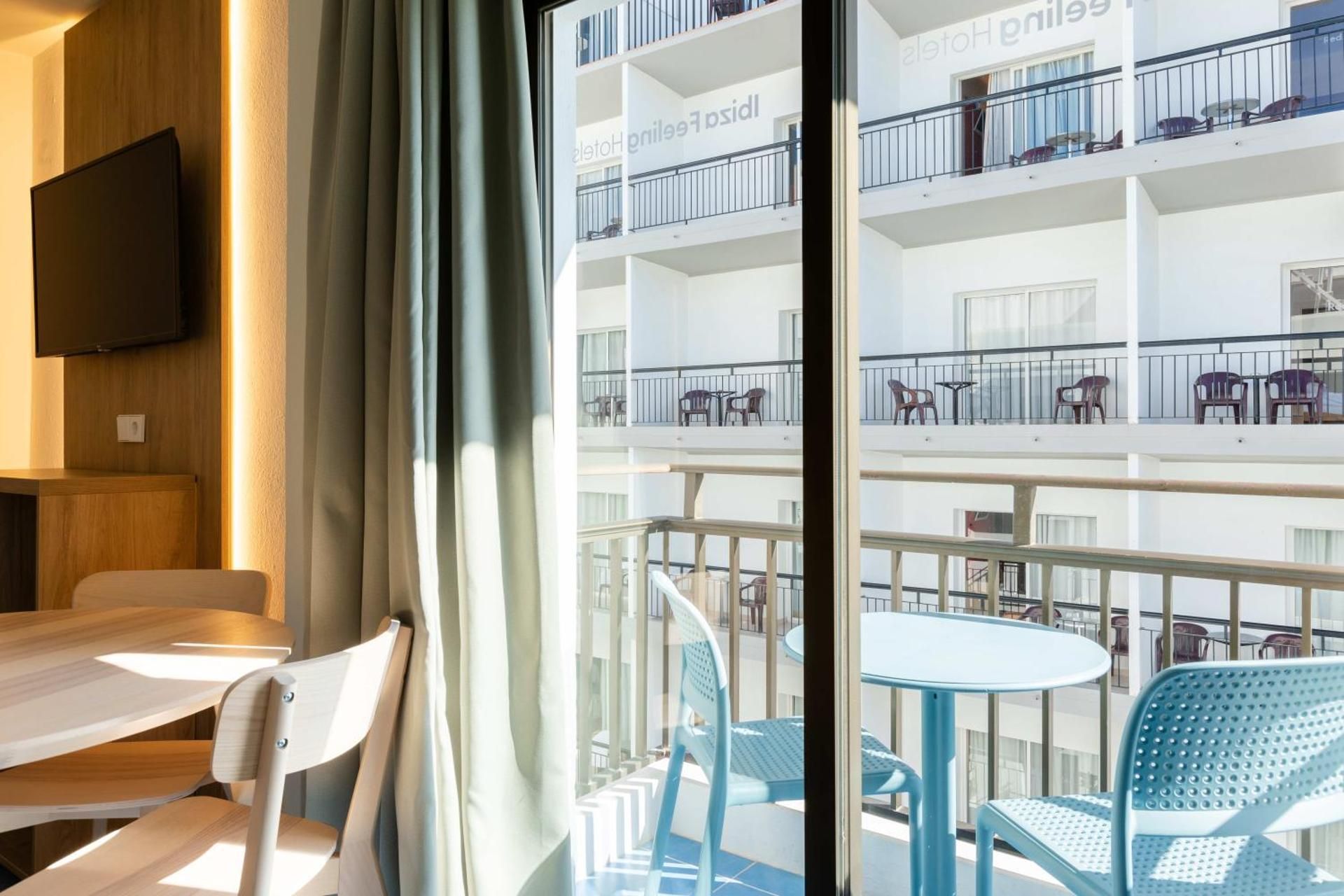 Standard apartment quadruple