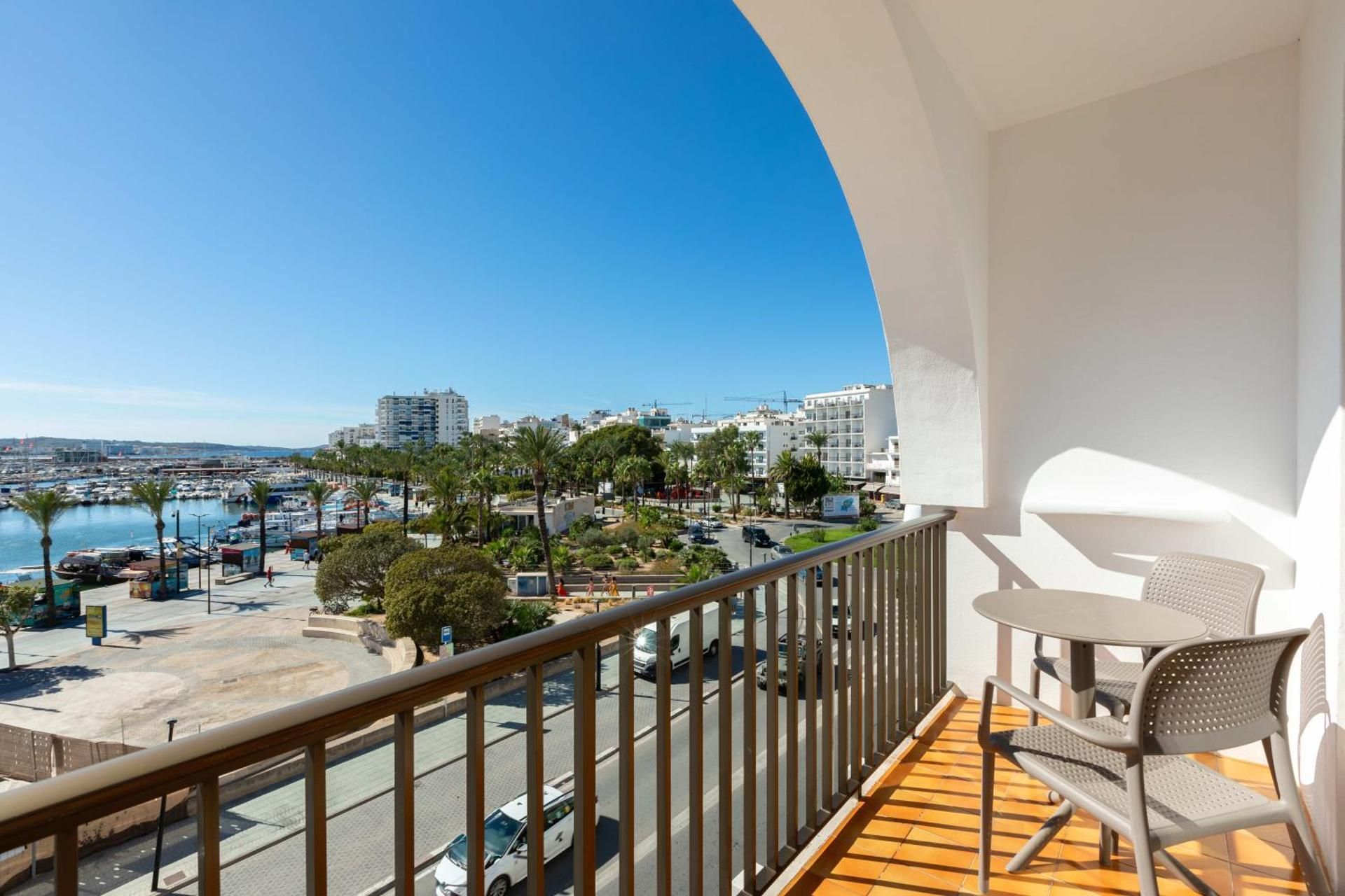 Superior Studio Double Bed with Sea View