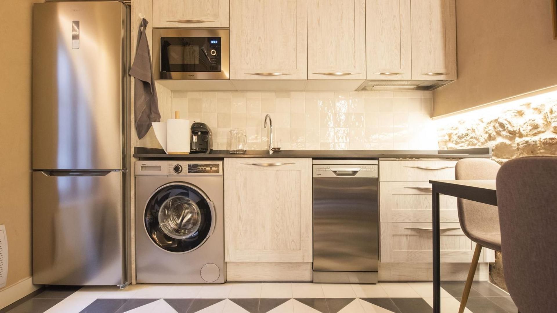 Studio Apartment