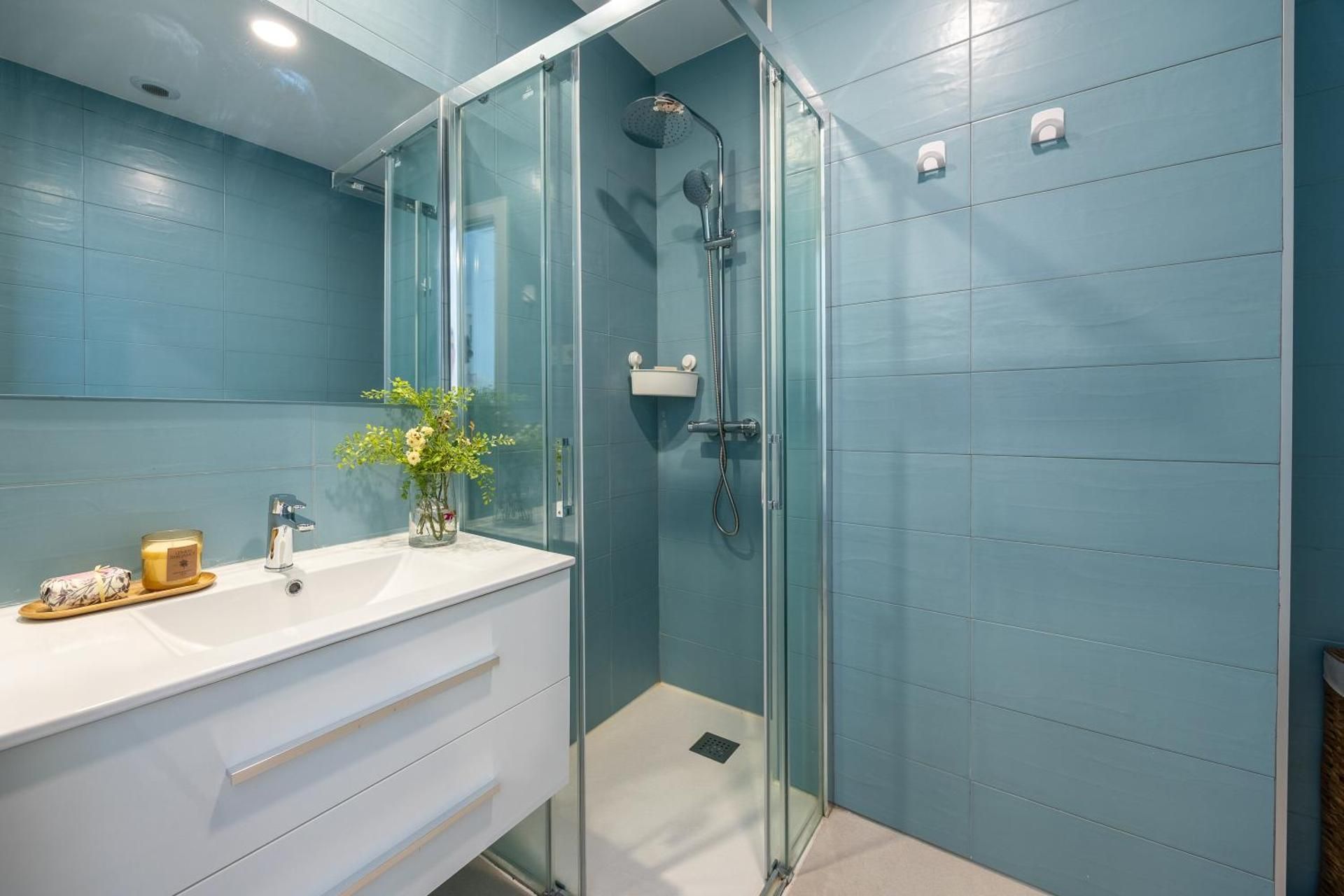 One-Bedroom Deluxe Apartment