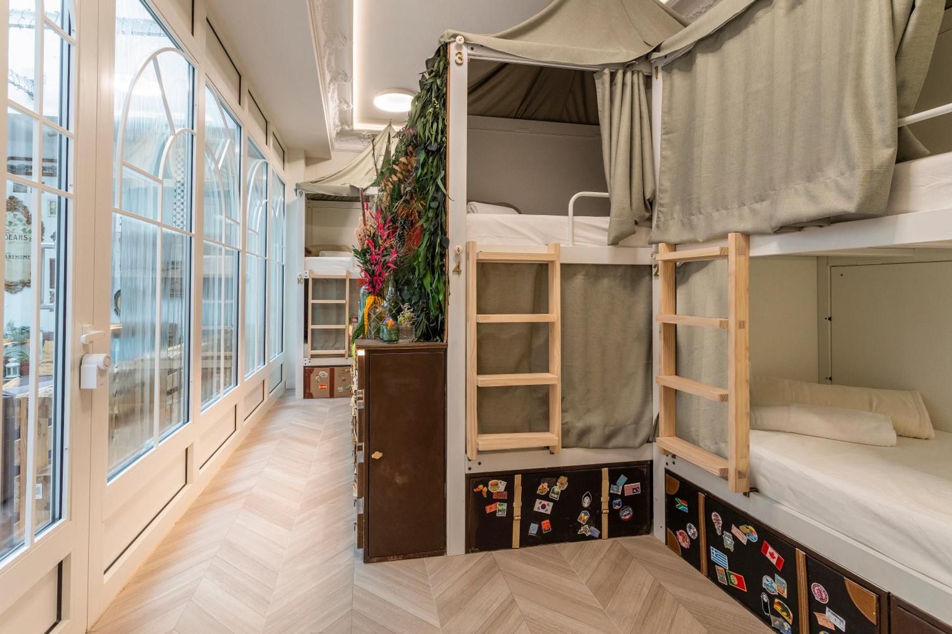 4 Bears Sharehome Bed in 10-Bed Mixed Dormitory Room 3