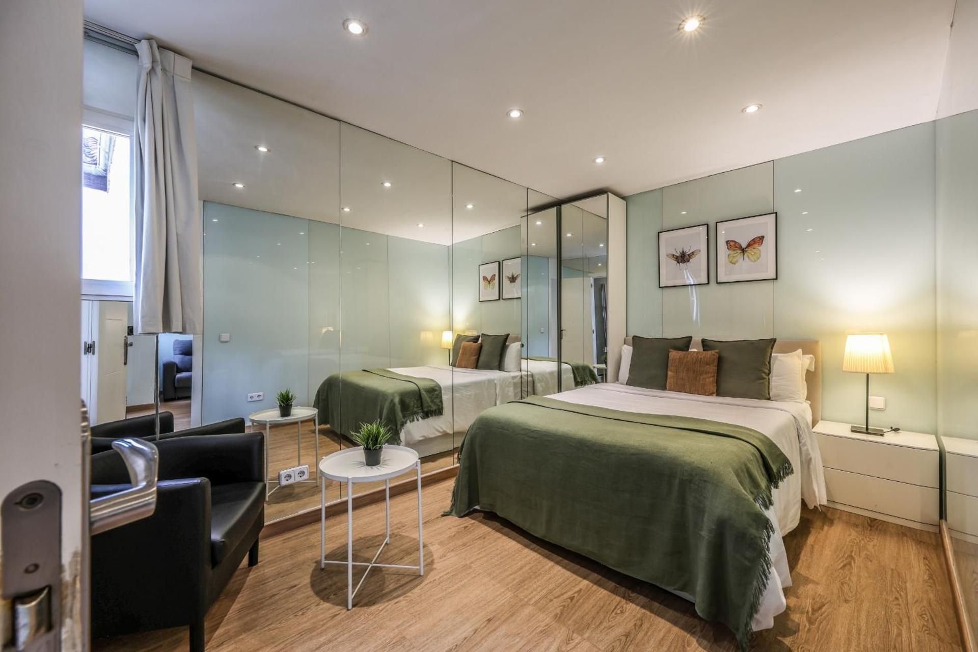 Apartamentos Gran Via - Quinto piso sin Ascensor- Standard Apartment 2