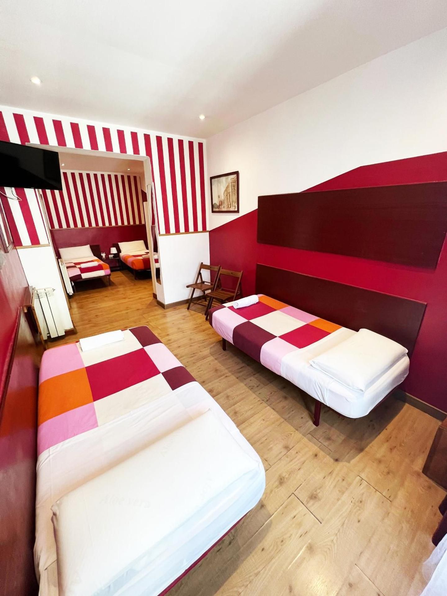 Quadruple with Shared Bathroom