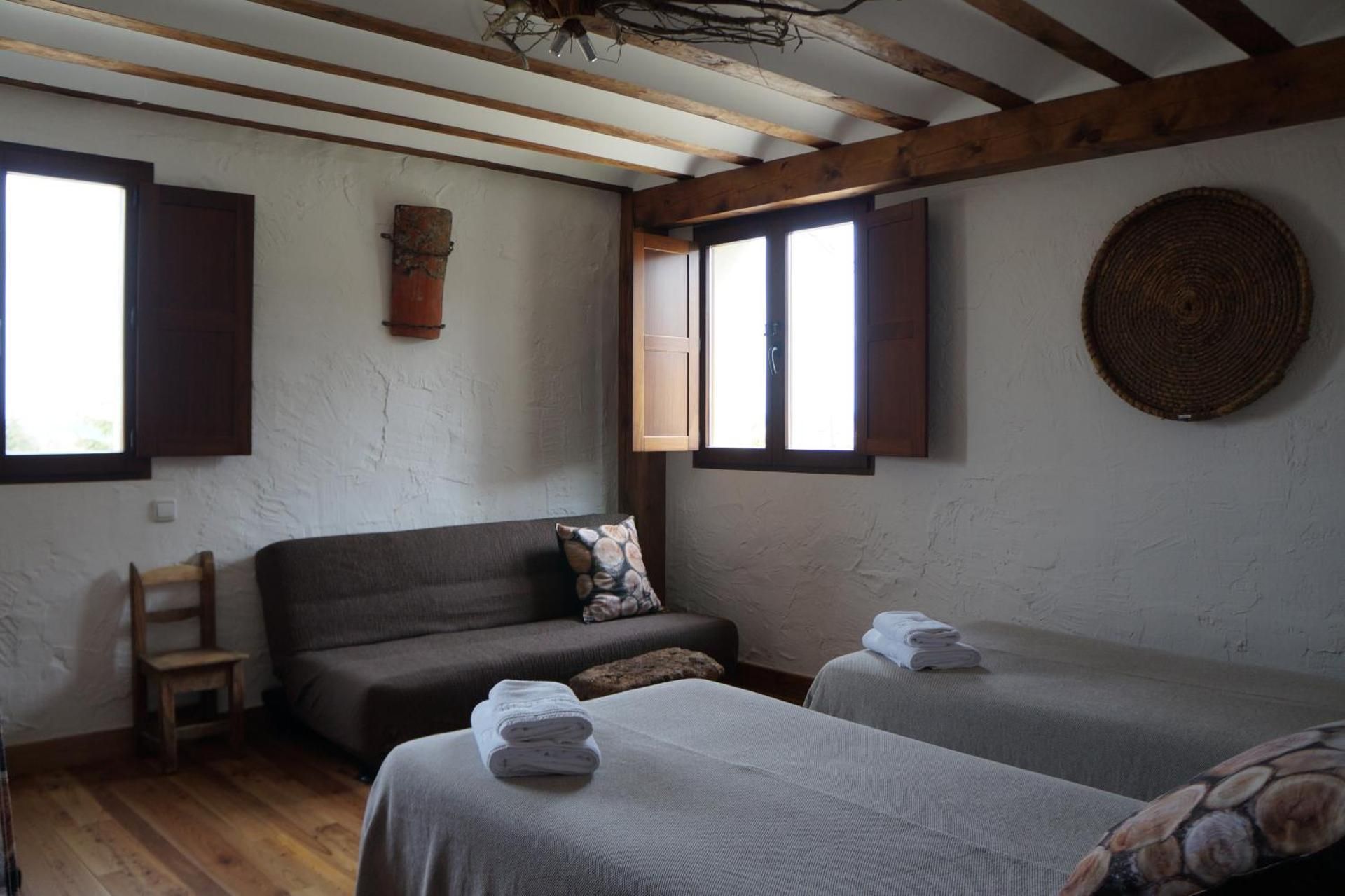 Triple Room with Shared Bathroom