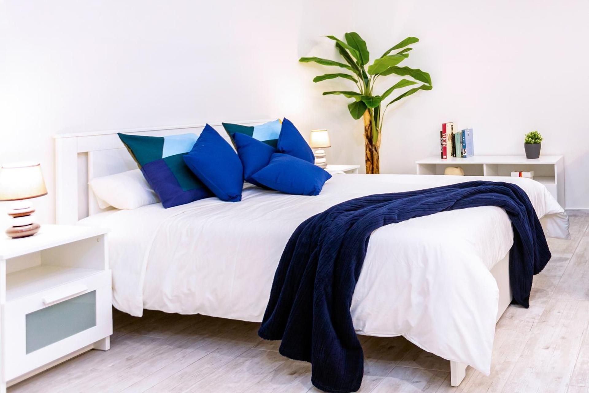 Studio Apartment (2 Adults)