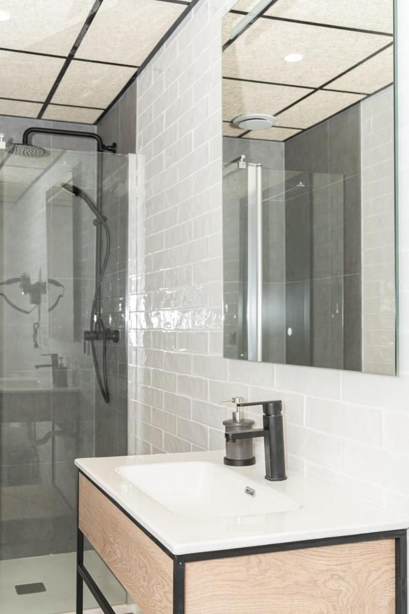 Pension H30 SALCES Licencia HBI01292 Quadruple Room 2