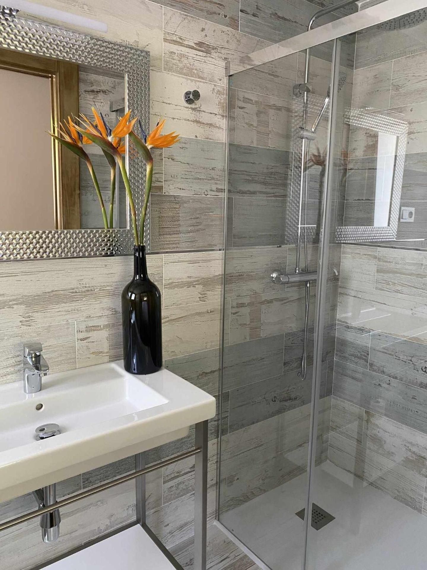 Casa Rural Mugarri Single Room with Bath 3