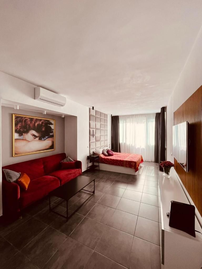 Deluxe Double Studio