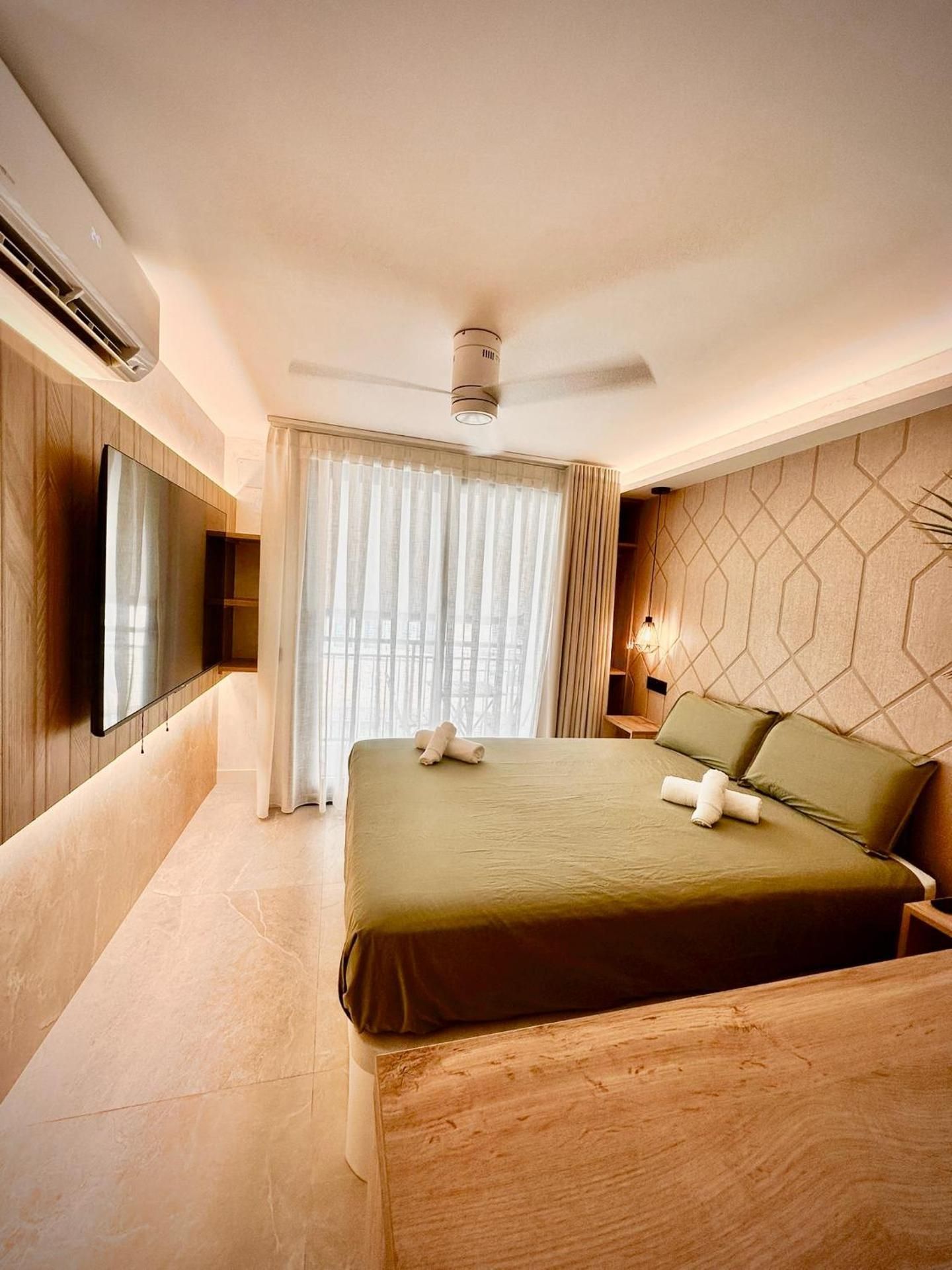 One-Bedroom Apartment