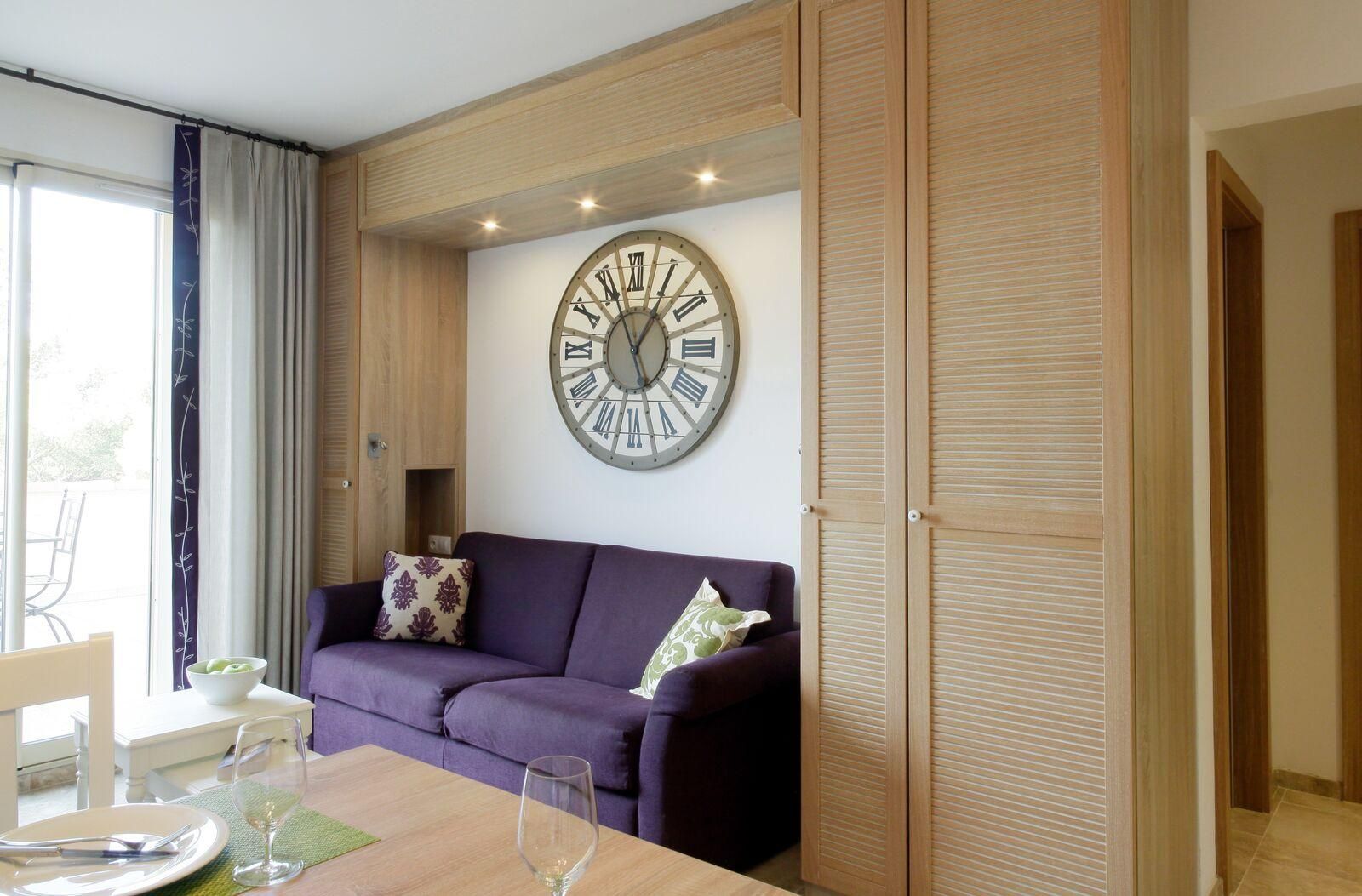 1 Bedroom Apartment