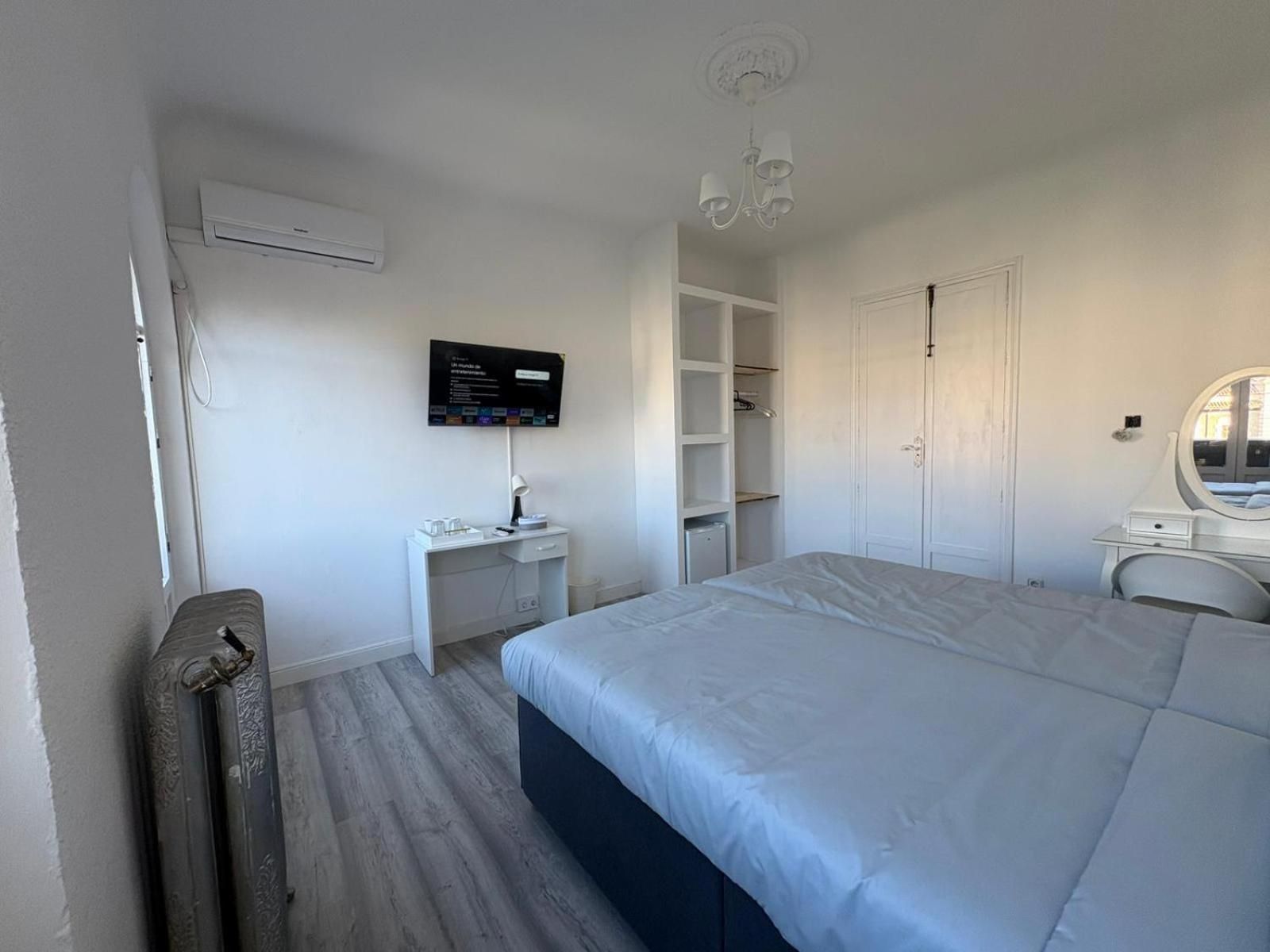 Double or Twin Room with Shared Bathroom