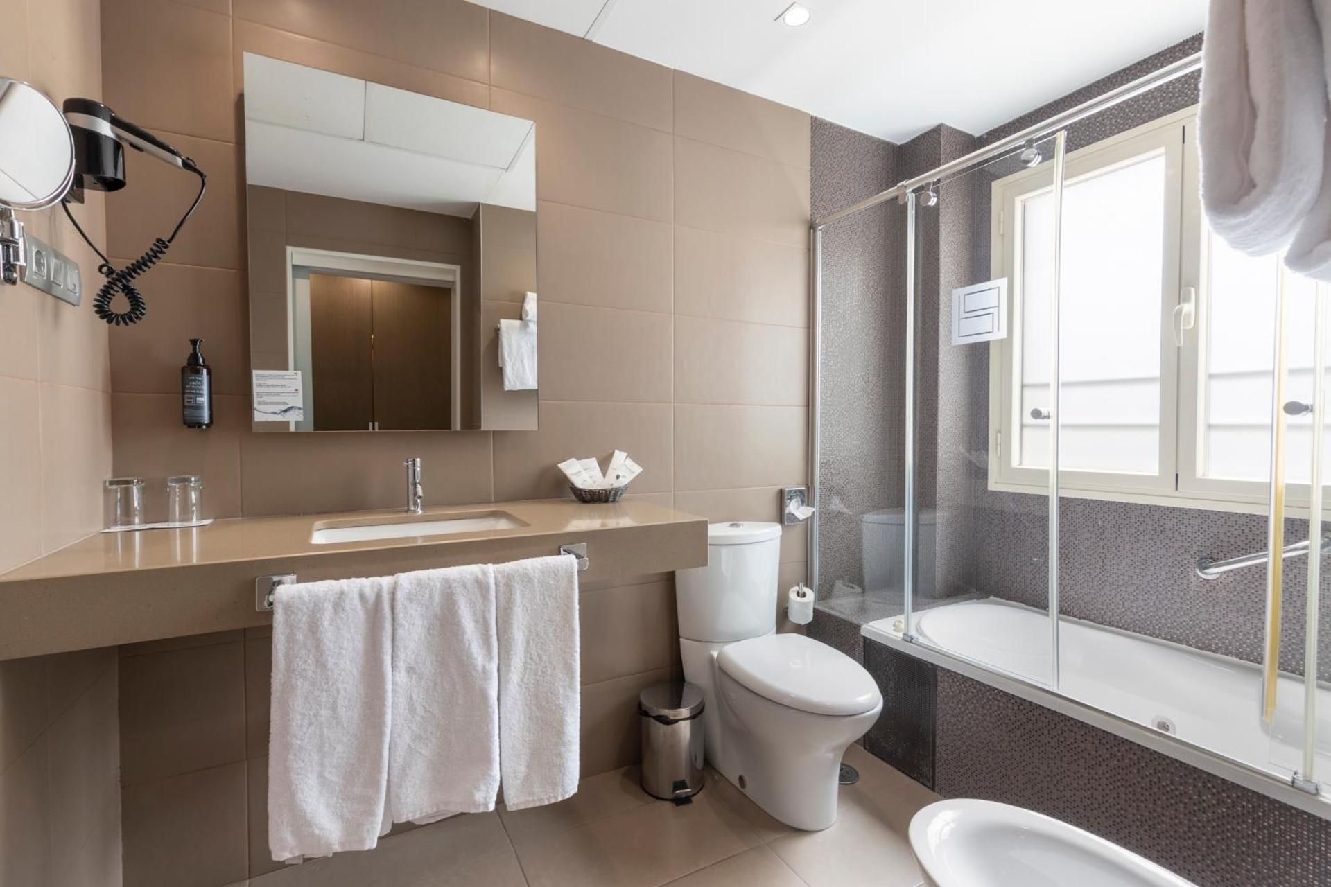 Triple Room (3 Adults)