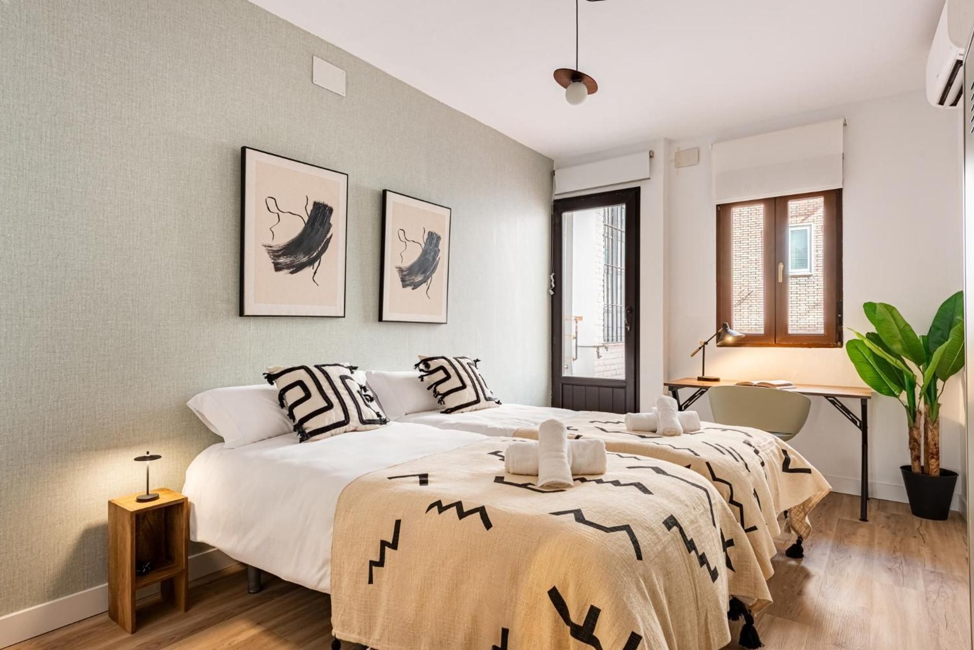 Double Room with Shared Bathroom