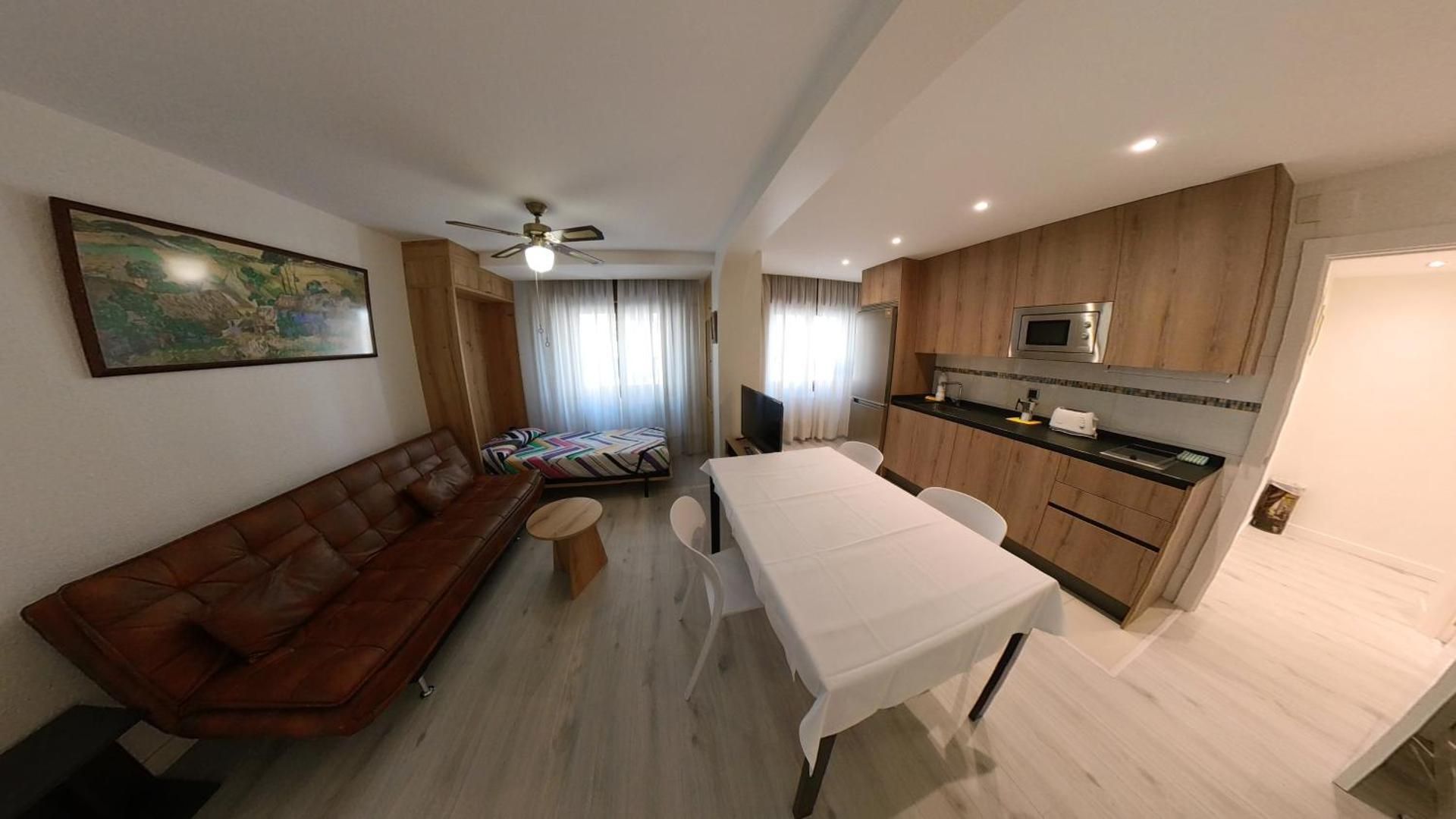 One-Bedroom Apartment
