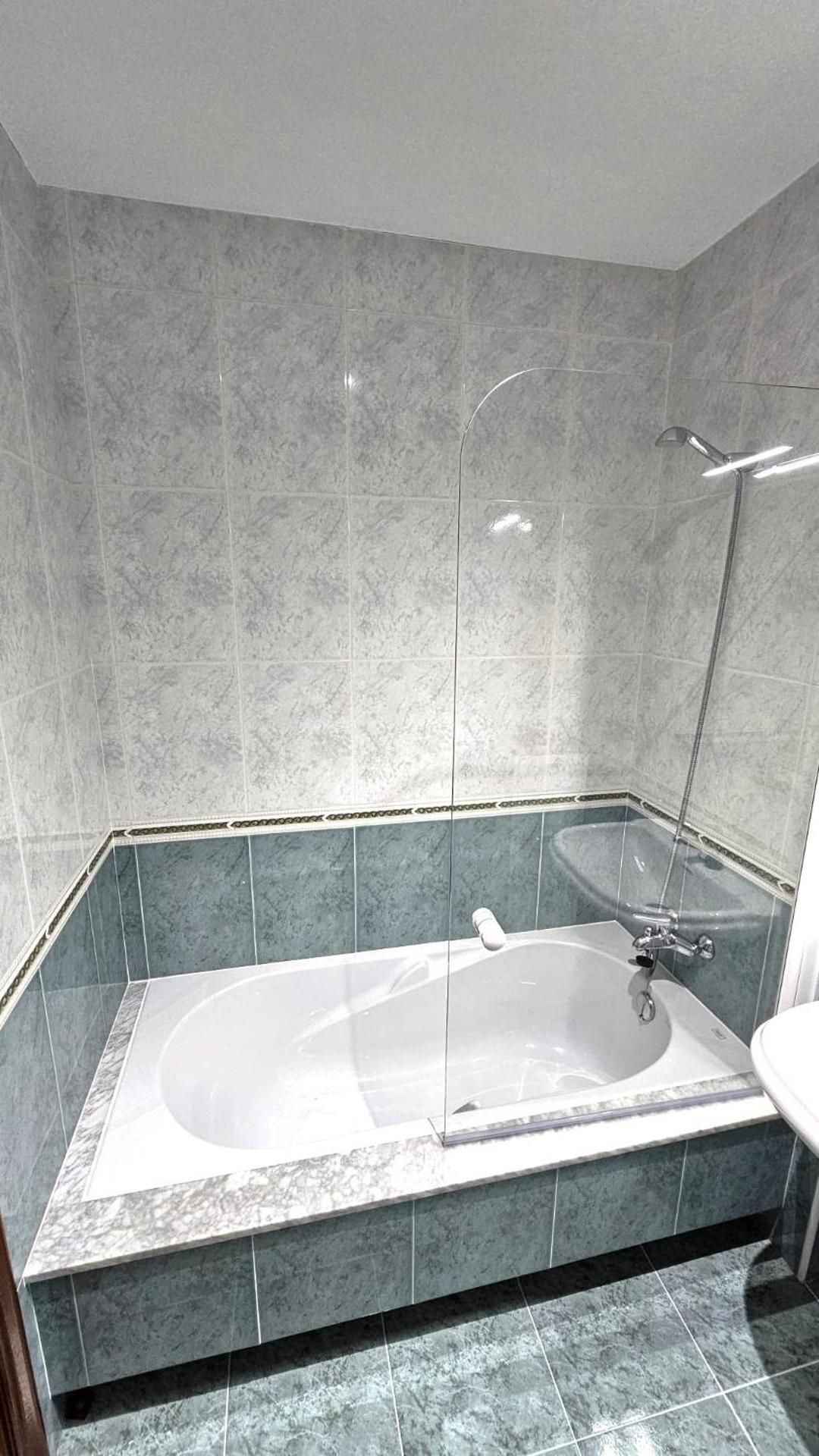 Double Room with Shared Toilet