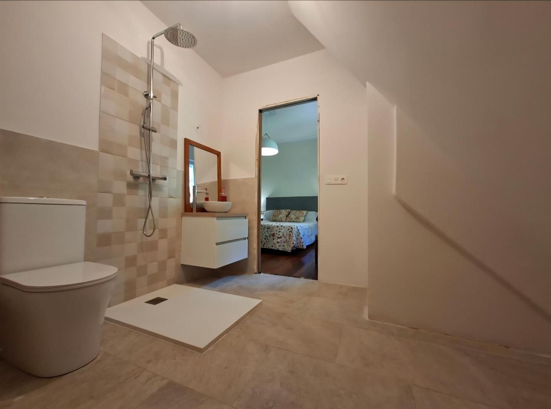 Oasis Ponte san lazaro Deluxe Queen Room 2