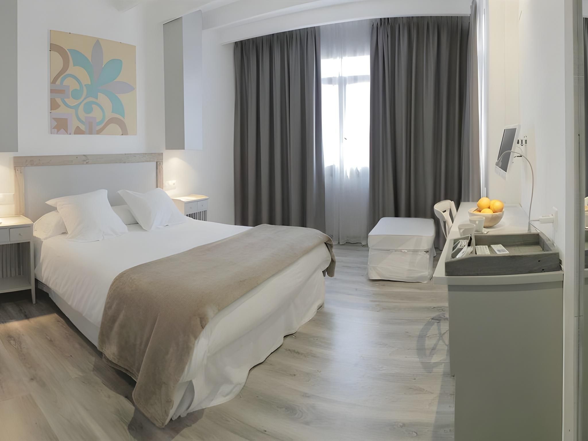 Double Room with One Double Bed