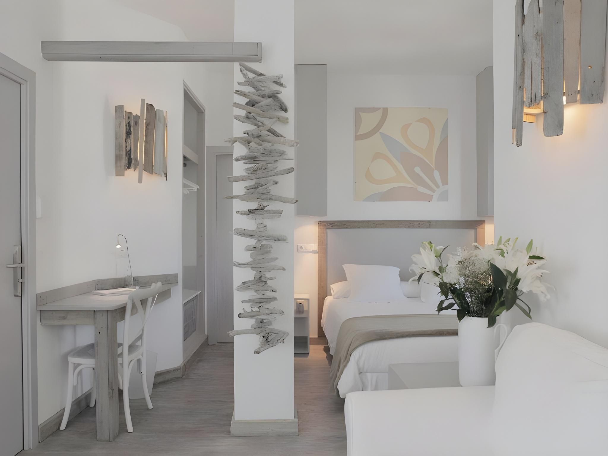 Junior Suite with City View