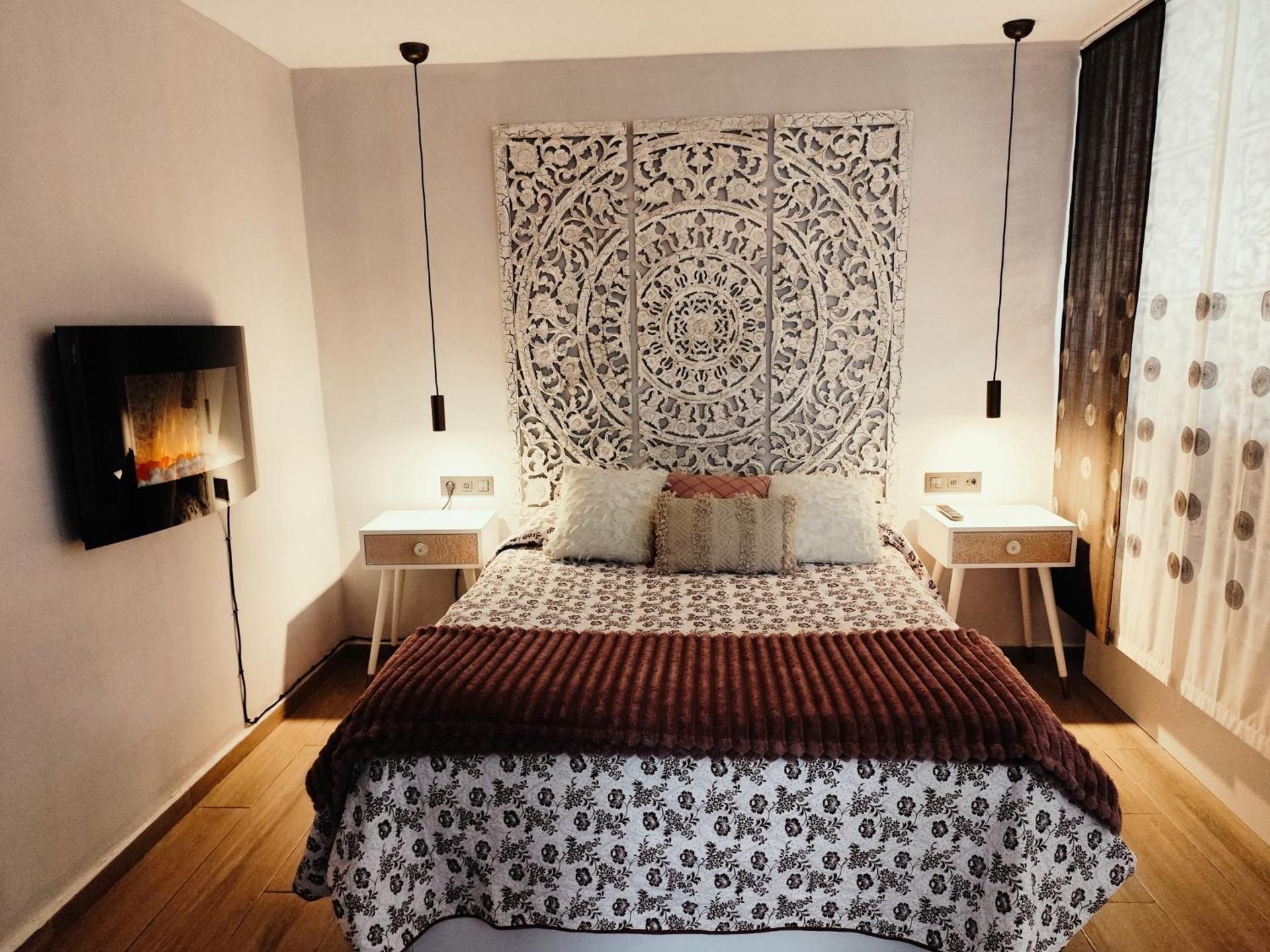 Studio with Spa Bath
