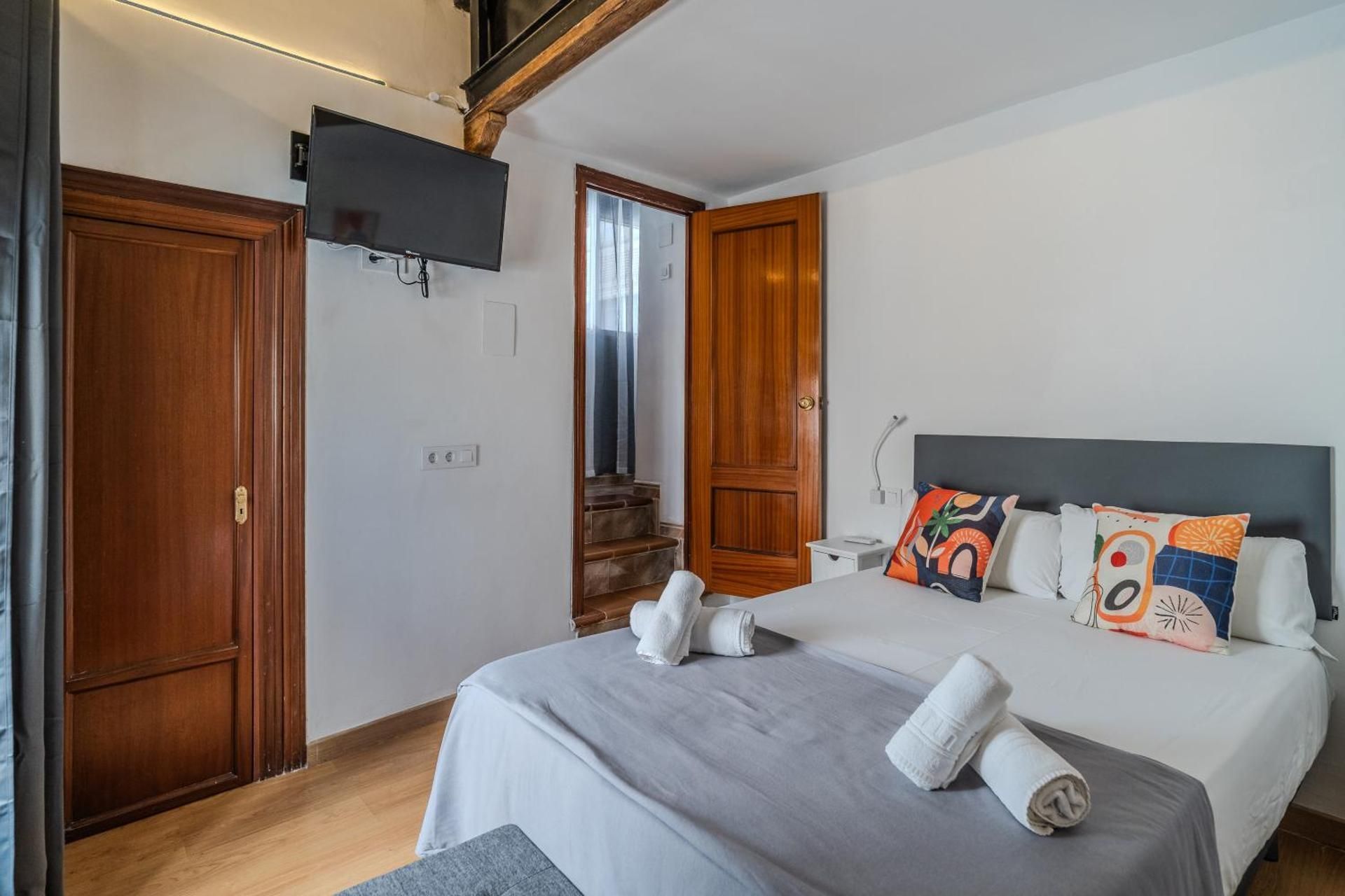 Triple Room with Private Bathroom