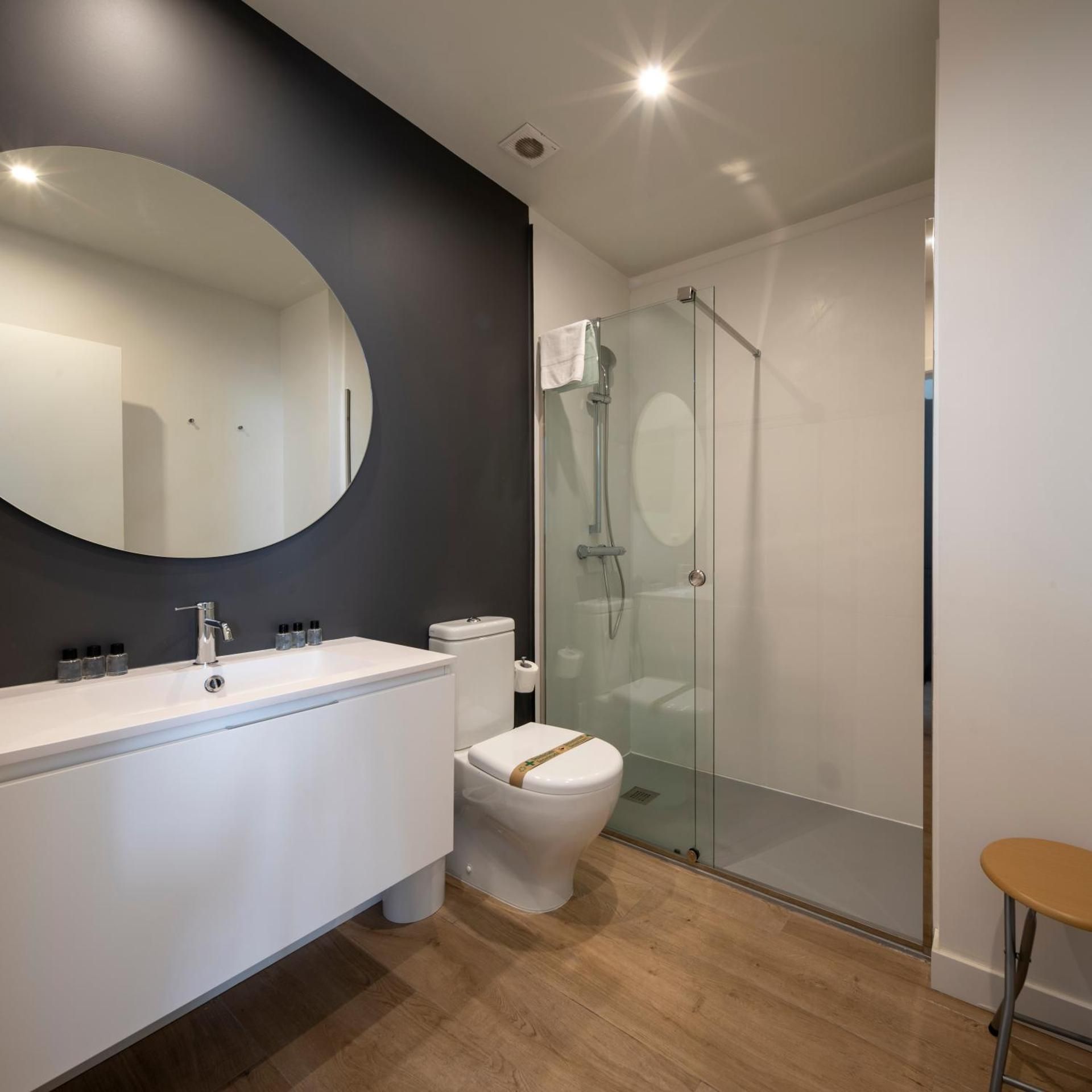 Queen Suite with Sea View