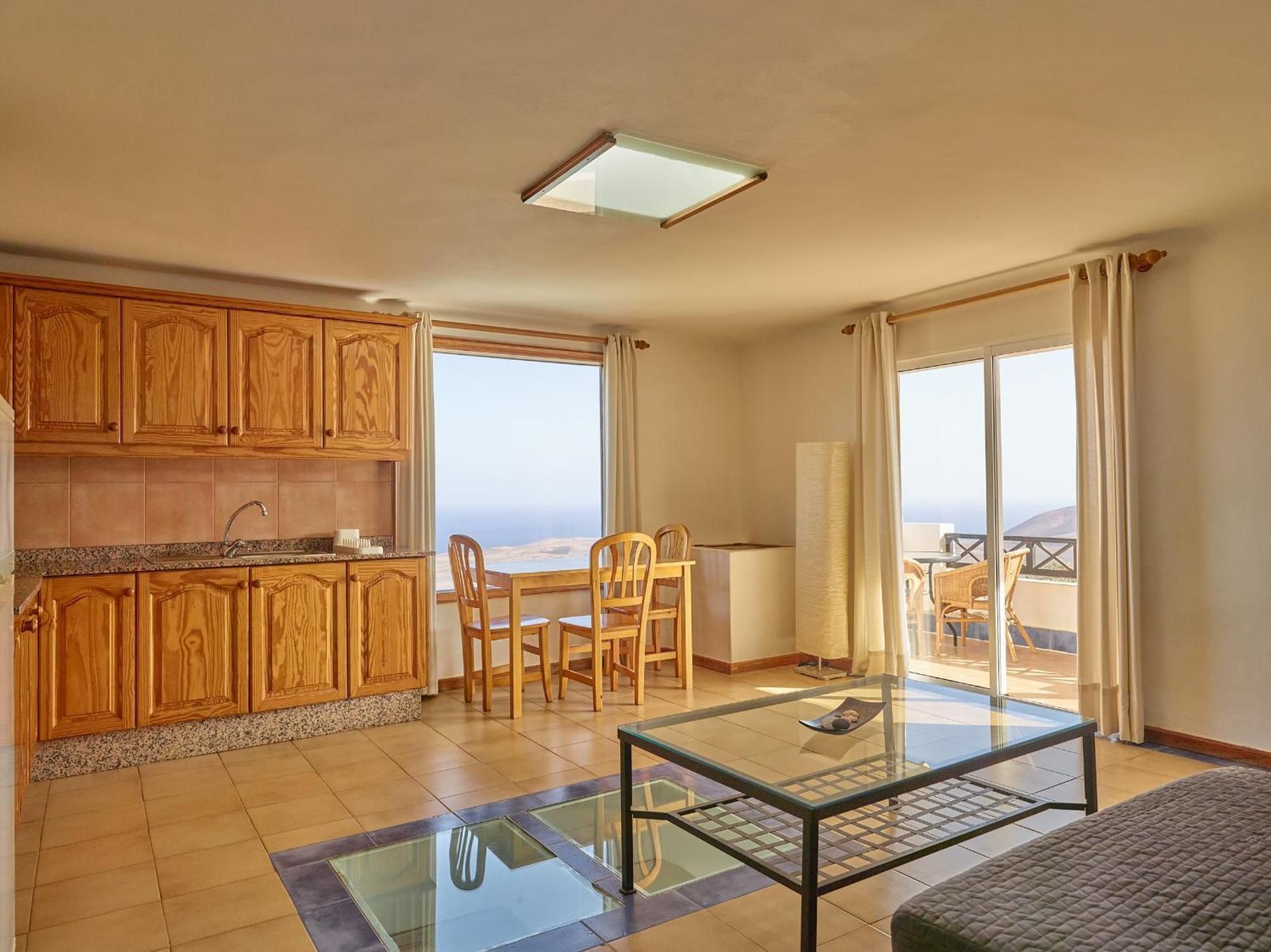 Triple Room with Sea View