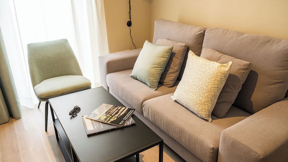 Qazris Suites Apartment, 1 Bedroom, Balcony, City View 7