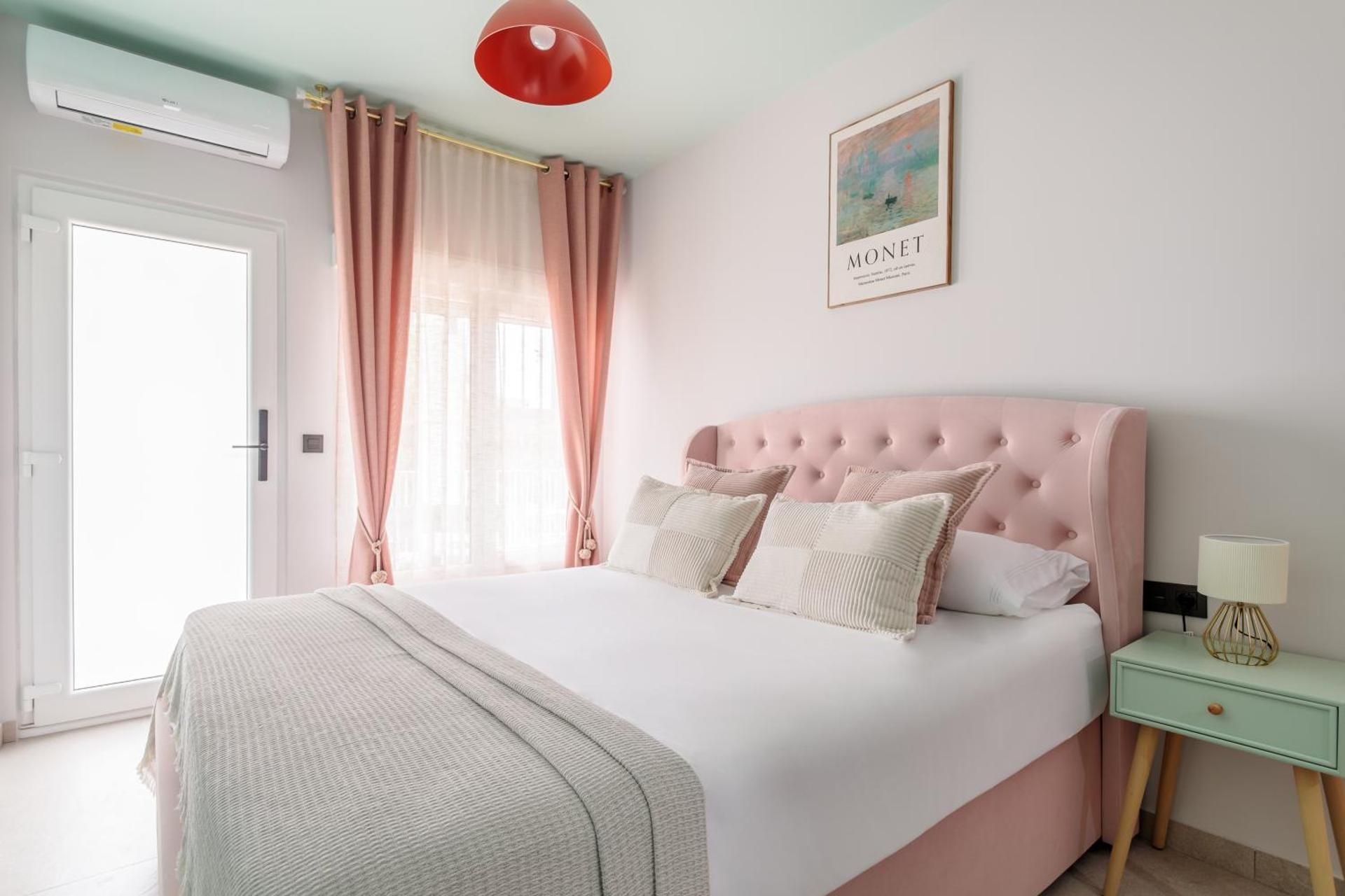 Deluxe Double Room with Extra Bed
