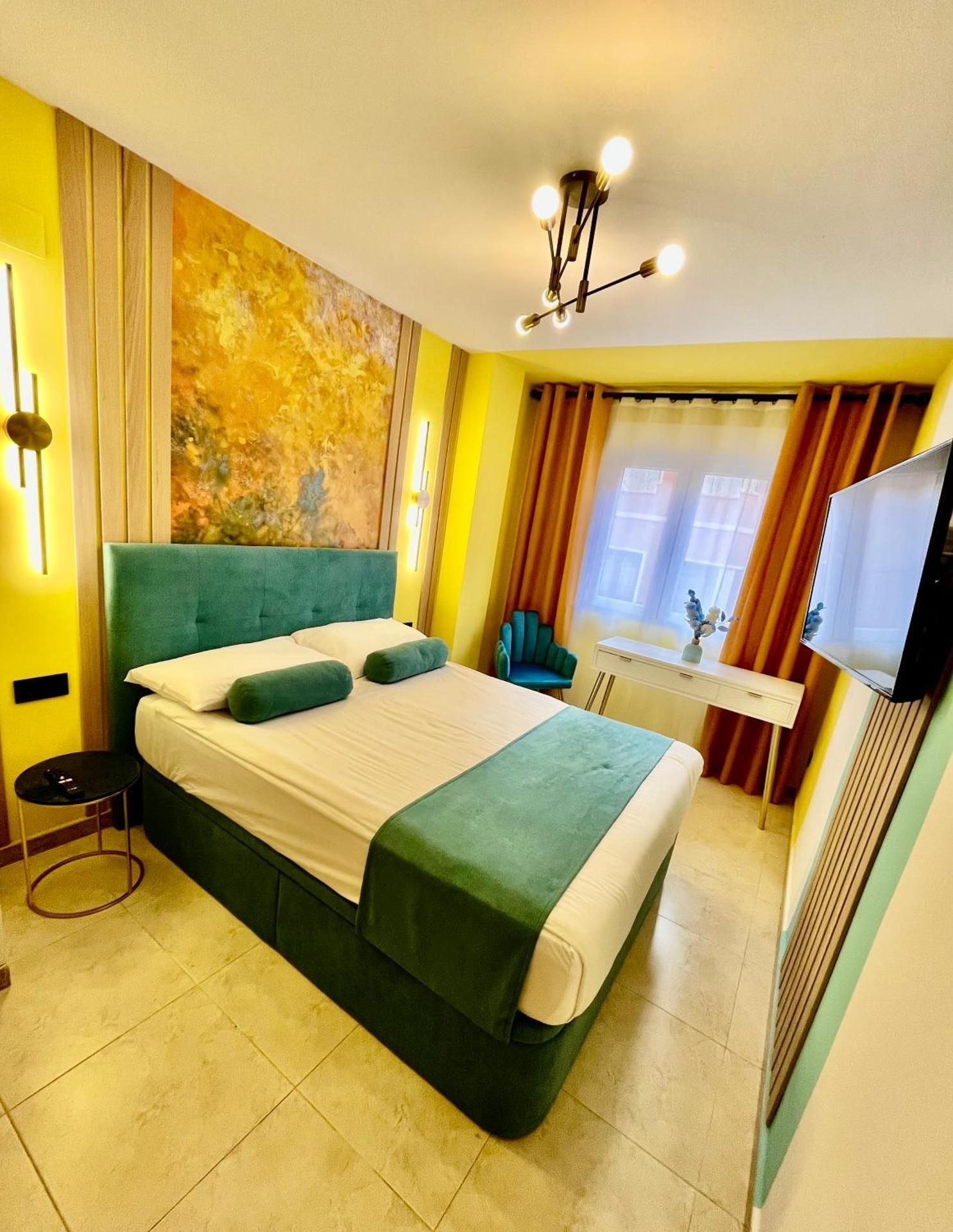 Suite with Balcony