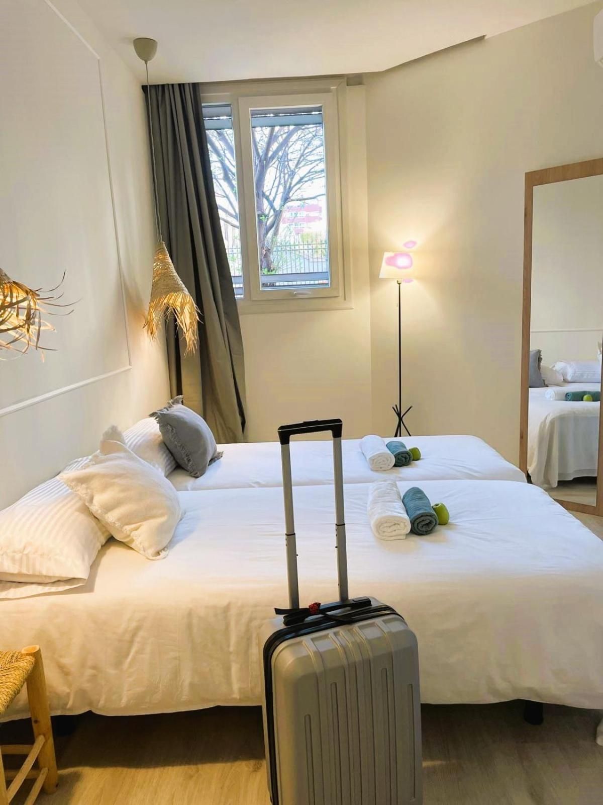 Twin Room with Bathroom