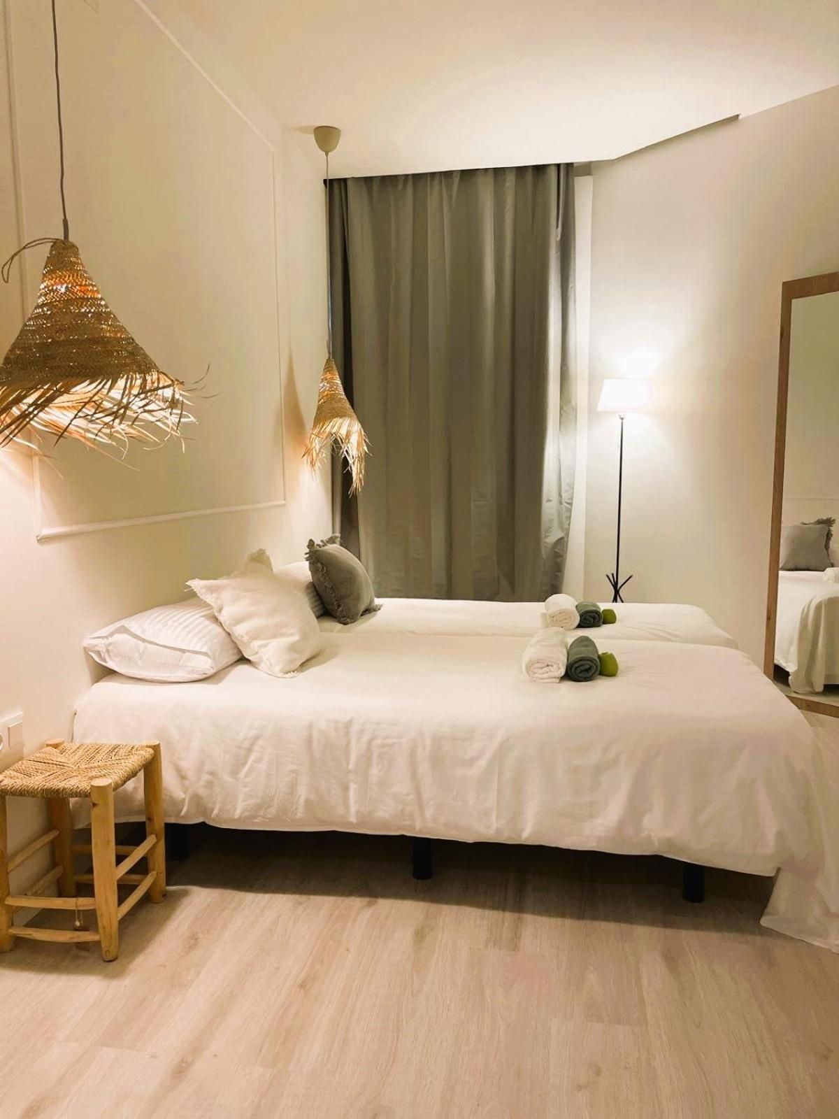 Twin Room with Bathroom