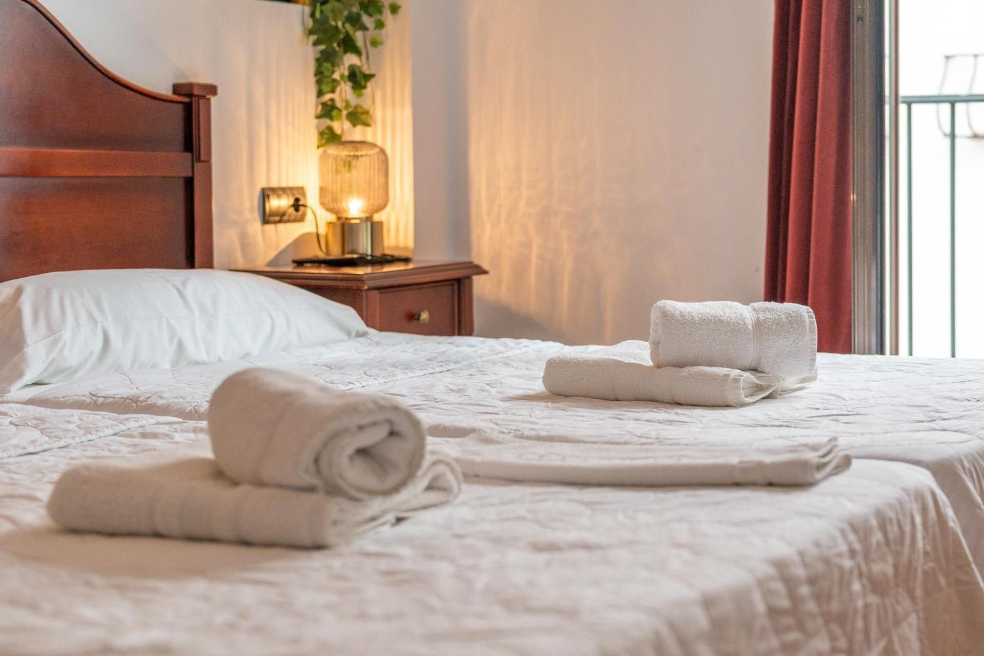 Single Room With Private Bathroom