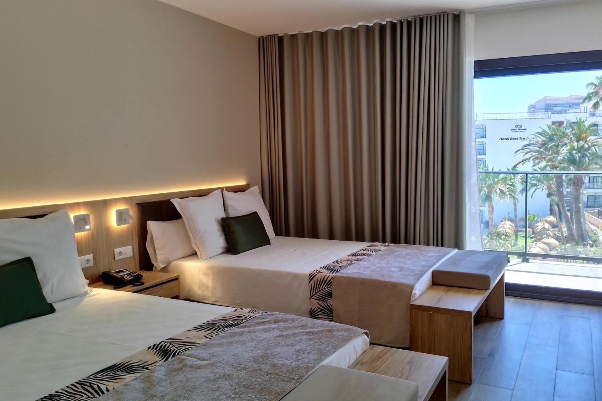 Superior Twin Room (3 Adults)