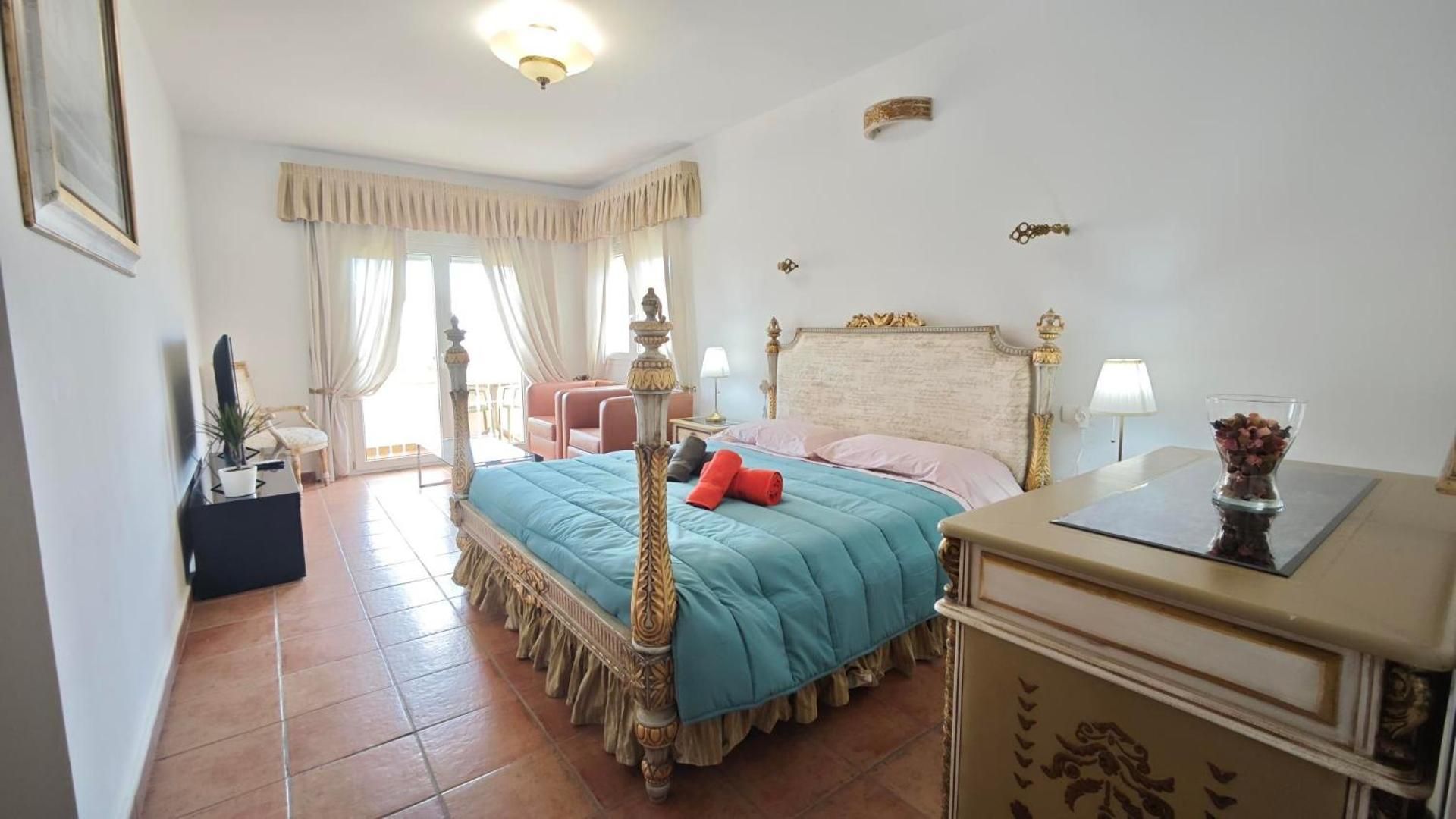 Deluxe Double Room with Balcony and Sea View