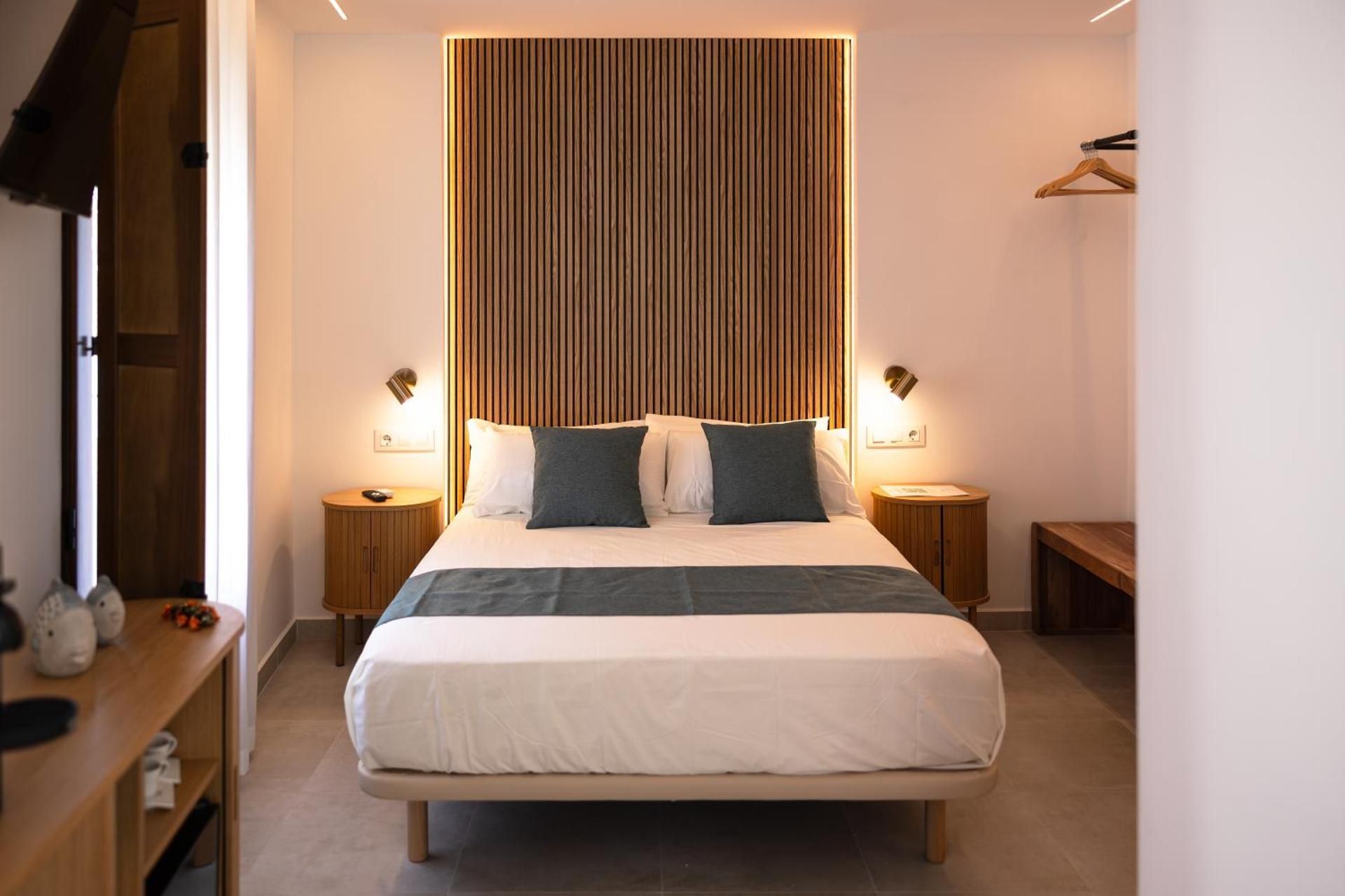 Double Room with Balcony and Sea View