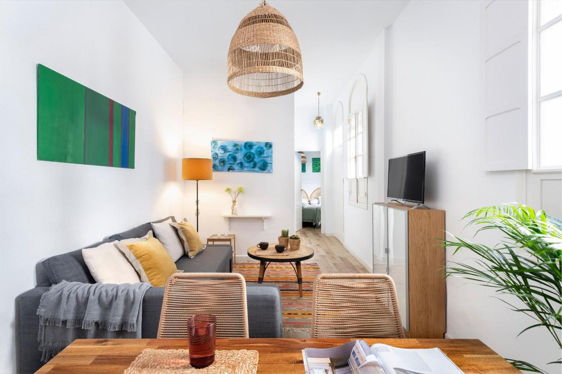 One-Bedroom Apartment
